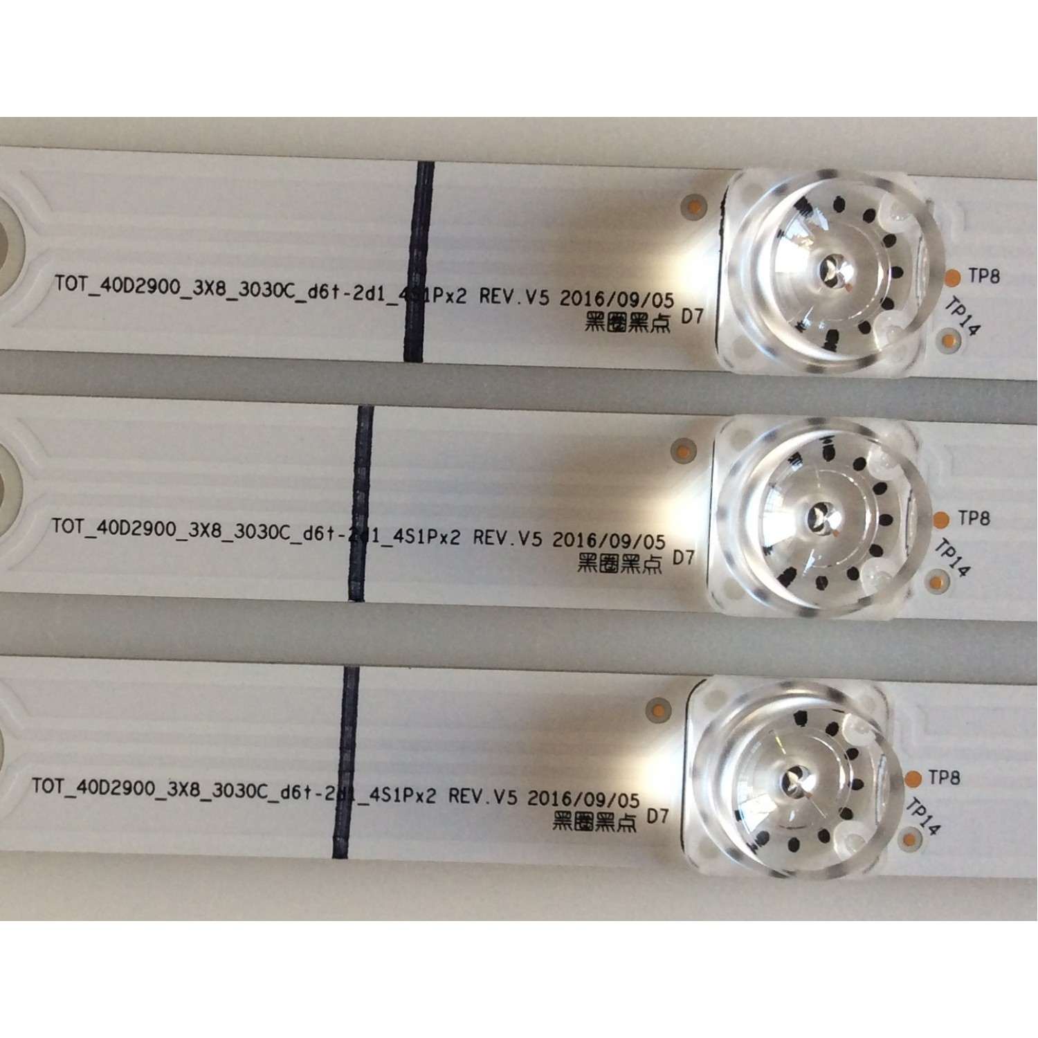 KIT DE LED´S PARA TV TCL (3 PIEZAS) / 006-P1K3541A / TOT_40D2900_3X8_3030C_D6T-2D1_4S1PX2   REV.V5 / 4C-LB4008-YH / PANEL LVF395ND1L / MODELO 40S305LBCA - Imagen 2