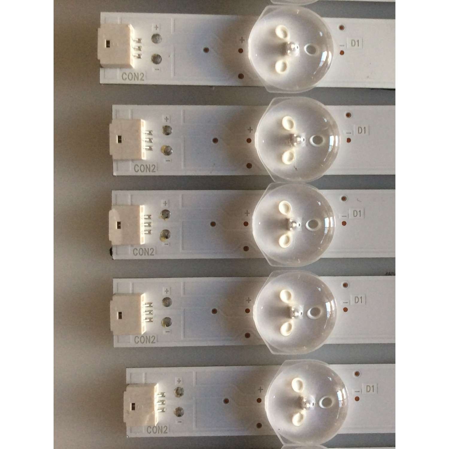 KIT DE LED´S PARA TV VIZIO (16 PIEZAS)(AZULES) /  YFPBC-1E355813 / LB55149  V0_01 / LB55149  V1_01 / 09810108DH07 / 09810108DH03 / PANEL T550QVN05.D / MODELO M557-G0 - Imagen 2