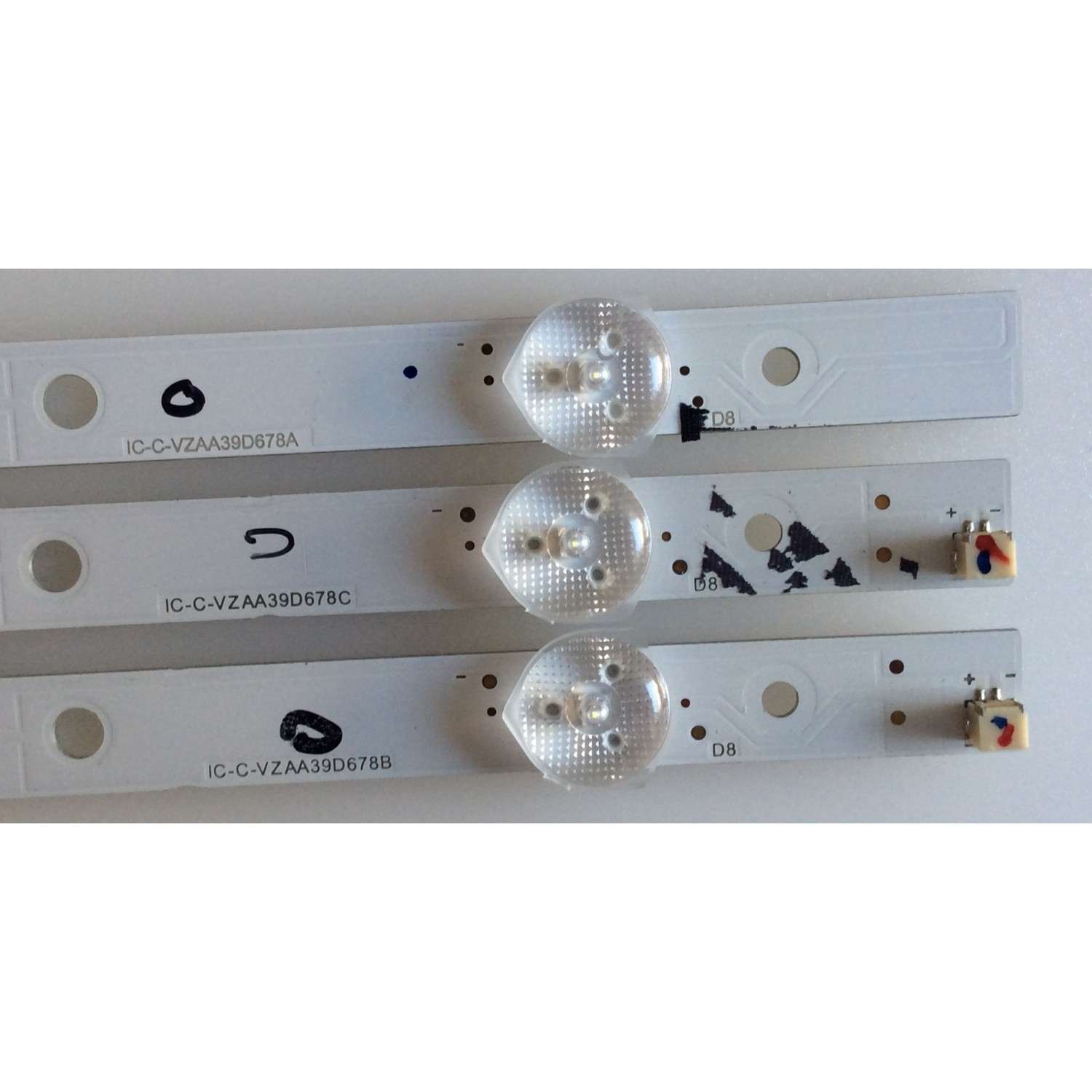 KIT DE LED'S PARA TV VIZIO (3 PIEZAS) / IC-C-VZAA39D678 / 0981-0100-3113 / 0981-0100-3114 / 0981-0100-3115 / IC-C-VZAA39D678A /  IC-C-VZAA39D678B / IC-C-VZAA39D678C / PANEL T390XVN01.0 / MODELOS D39H-D0 LAUAUICS / D39H-D0 LAUAUIDS / D39H-D0 LAUAUIES - Imagen 2