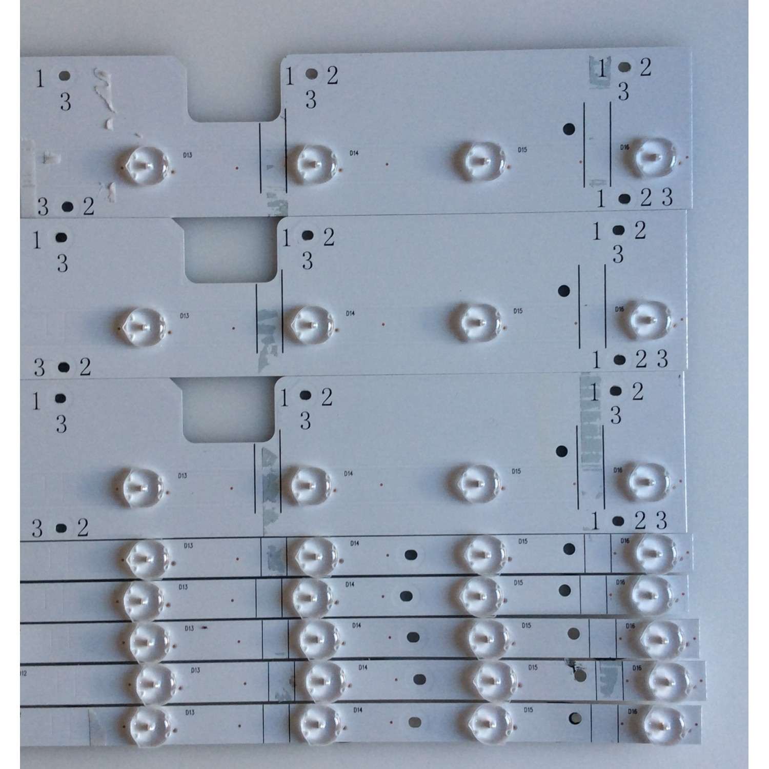 KIT DE LED'S PARA TV HISENSE ((8 PIEZAS)) / CRH-BX50AB13030T081692N-A-REV / CRH-BX50AB13030T081692N-B-REV / CRH-BX50AB23030T081692N-A-REV / CRH-BX50AB23030T081692N-B-REV / SVH500AB2-A / SVH500AB2-B / 19031 / 20984600 / PANEL HD500V3U51-TAL3 / MODELO 50H8F - Imagen 4
