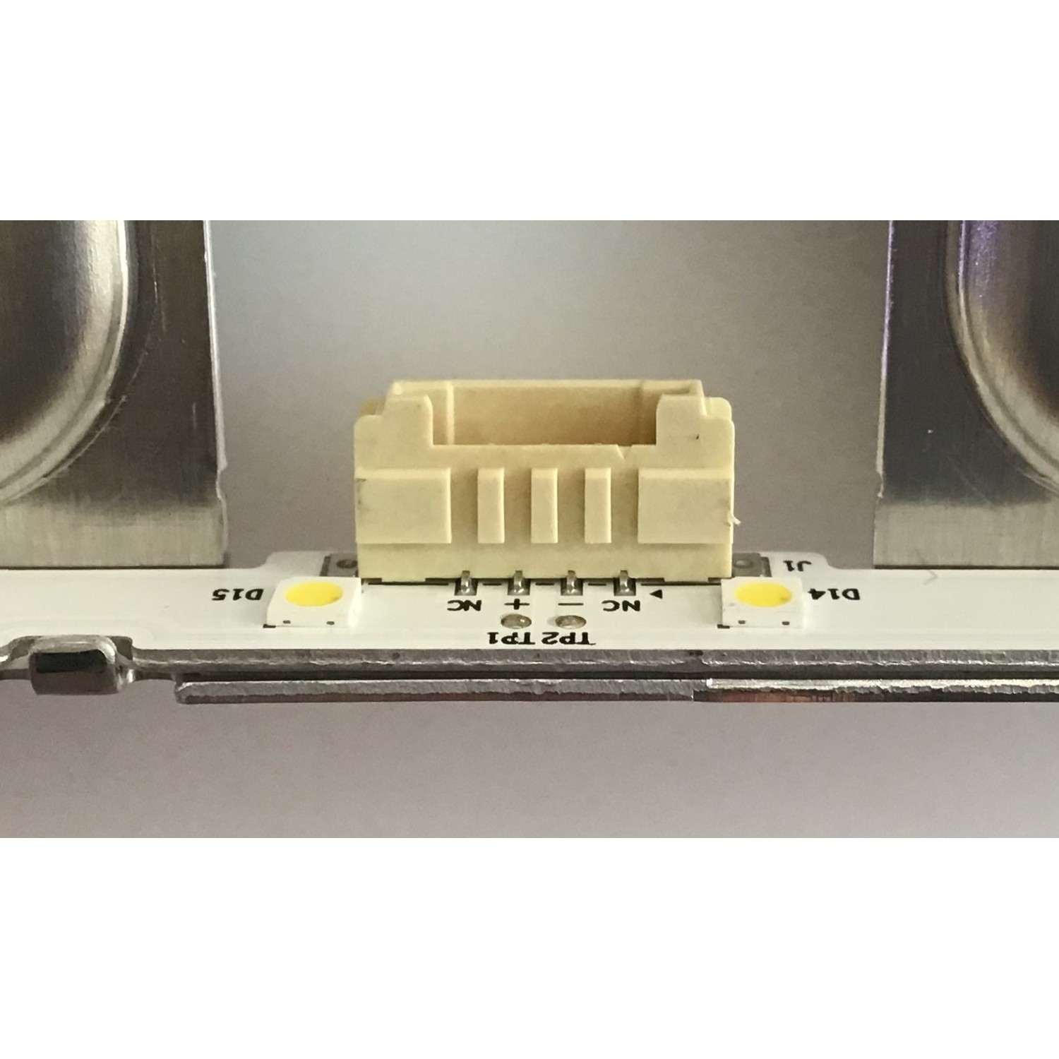 LED PARA TV SAMSUNG (1 PIEZA) / BN96-45954A / BN61-15482A / 43_NU7100F / PANEL CY-NN043HGNV1H / CY-NN043HGEVMH / MODELOS   LH43QBNEBGC/ZA / UE43NU7452UXXH / UA43NU7100GXXP / UE43NU7120WXXN / MODELOS EN DESCRIPCIÓN / 94 CM X 12 CM / - Imagen 3