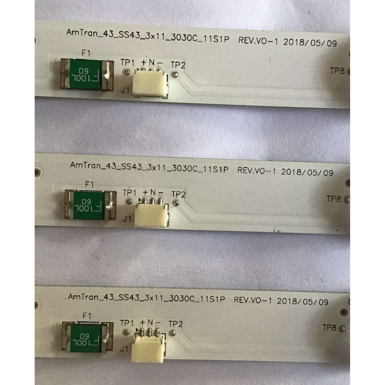 KIT DE LED´S PARA TV SAMSUNG (3 PIEZAS) / 0981010DKF01 / AMTRAN_43_SS43_3X11_3030C_11S1P   REV.V0-1 / 0262201CNDM43DA17 / CS-MCPCB-150 / PANEL HV430QUB-N1H / MODELO UN43NU6900FXZA RZ03 - Imagen 3