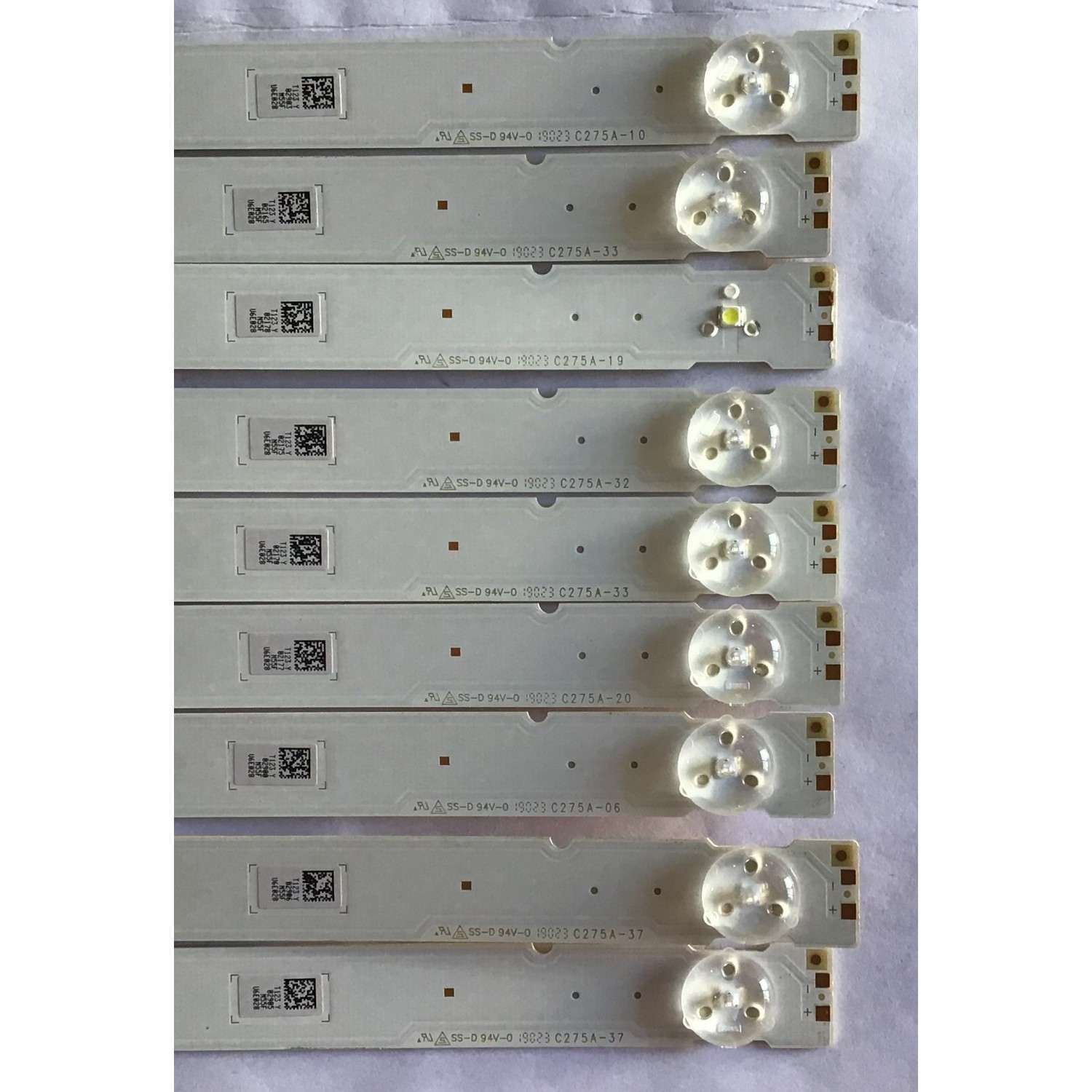 KIT DE LED'S PARA TV SONY ((INCOMPLETO SOLO 9 PIEZAS)) / NUMERO DE PARTE LM41-00727A / L3_L_E5_BWP_S6_1 R1.0_SAN_1.0 / PANEL YM9F055CN001 / MODELO XBR55X800G / XBR-55X800G - Imagen 4