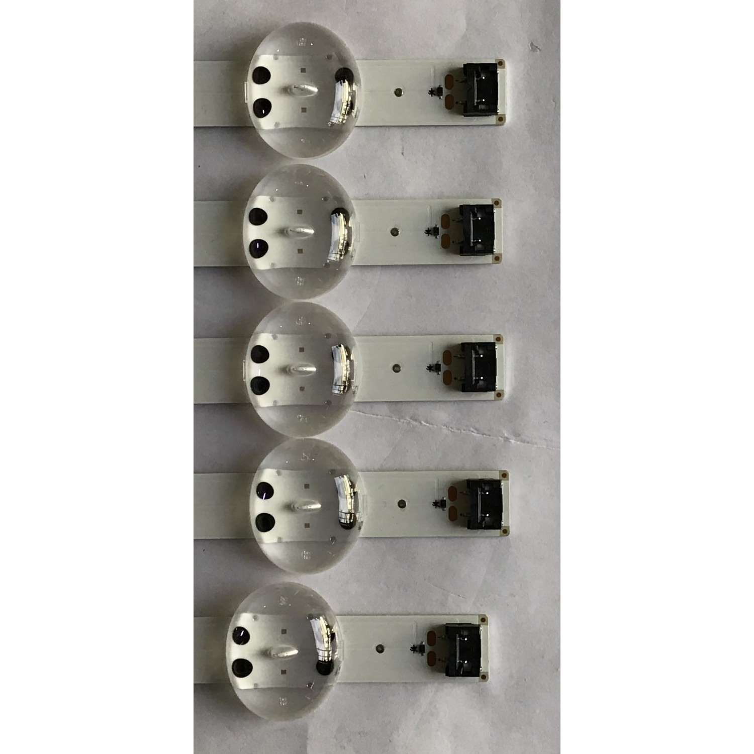KIT DE LED´S PARA TV LG (5 PIEZAS) / EAV64732901 / LGIT_Y19_60UM71 / 60UM71_REV02_190121 / PANEL NC600DQE-VSHP1 / MODELO 60UM6900PUA - Imagen 4