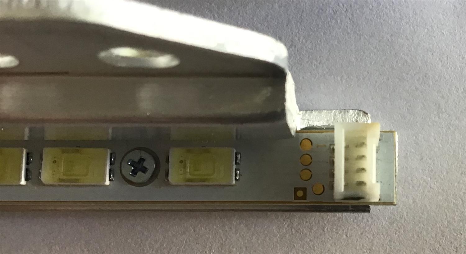 KIT DE LED'S PARA TV INSIGNIA (2 PIEZAS) / 46T09-02 / PANEL T460HW08 V.5 XXXG / MODELO NS-46E790A12 / 61 CM /  - Imagen 2