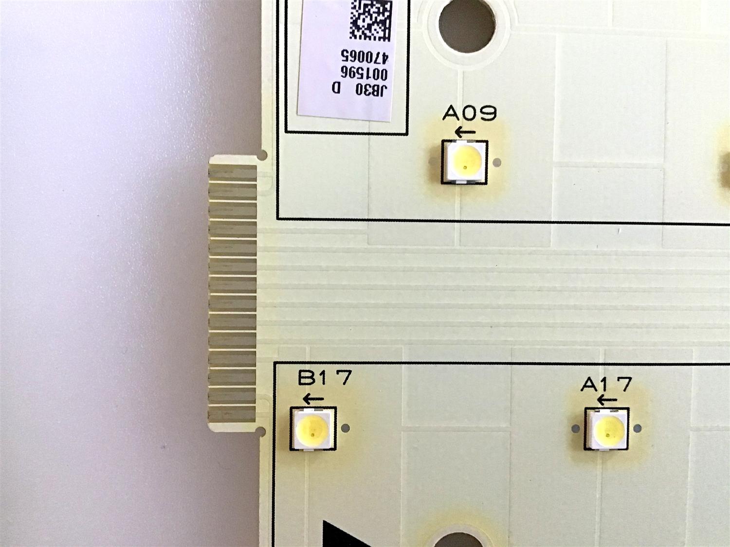 KIT DE LED'S PARA TV LG (10 PIEZAS) ((COMPLETO)) / 6916L-0079A / 470065 / 0948(090829) / PANEL LC470WUL / MODELO SV472XVT / 52 CM X 11 CM /  - Imagen 2