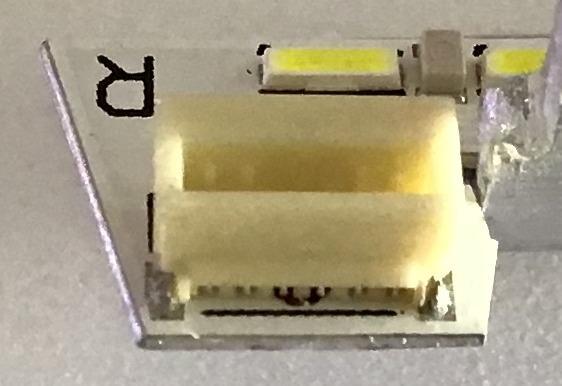 KIT DE LED'S PARA MONITOR AOC ( 2 PIEZAS ) / UK246B3 / Q90B00080200016840 / E19AA0136 / F19AA0137 / PANEL TPM490YP02 REV.301B-A / MODELO AG493UCX / 60 CM X 10 CM / - Imagen 2