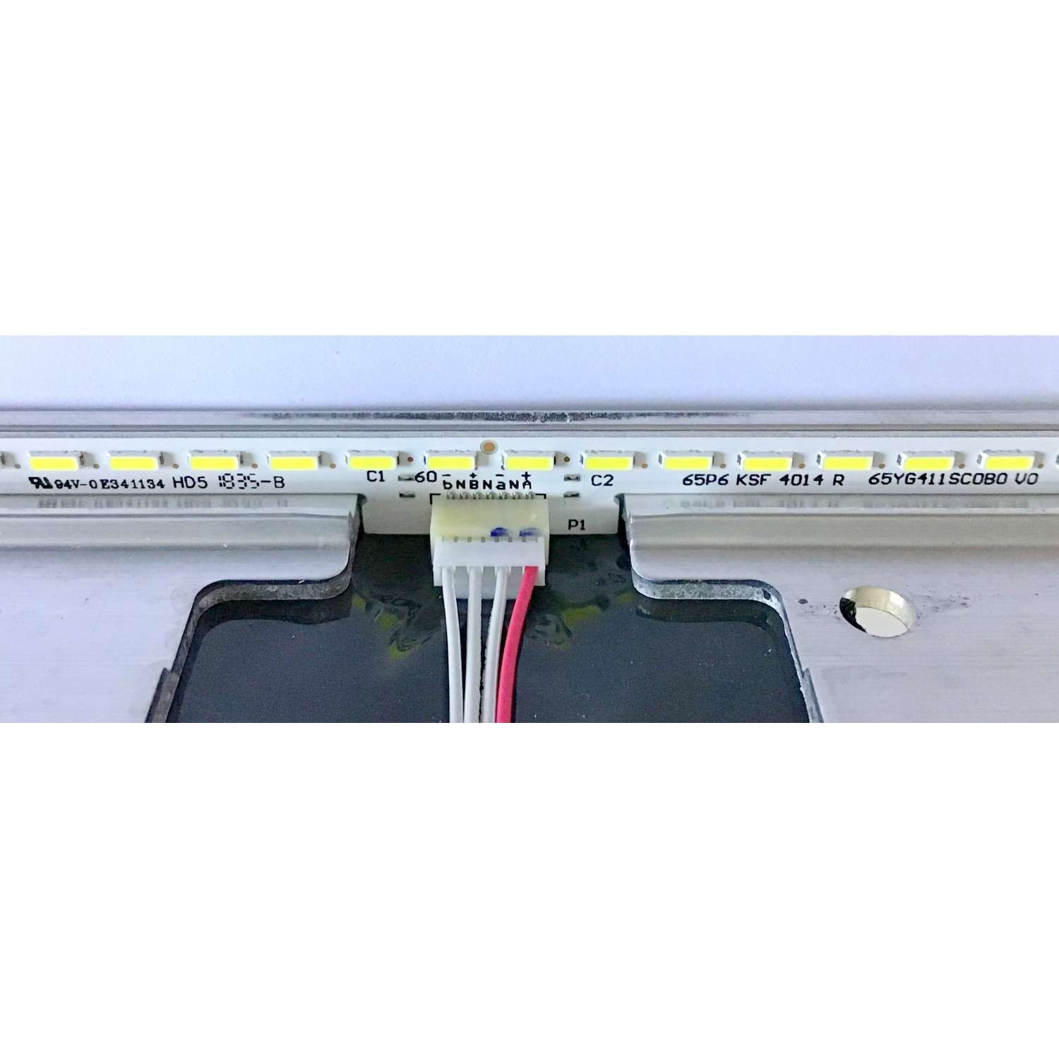 LED PARA TV TCL (1 PIEZA) / NUMERO DE PARTE 65YG411SC0B0 / 65YG411SC0A0 / 65YG411SC0B0 / 4C-LB65C0-HR04L / 4C-LB65C0-HR03L / PANEL LVU650NEBL / MODELO 65S513 / ((MEDIDAS 1.44M x 08CM)) - Imagen 3