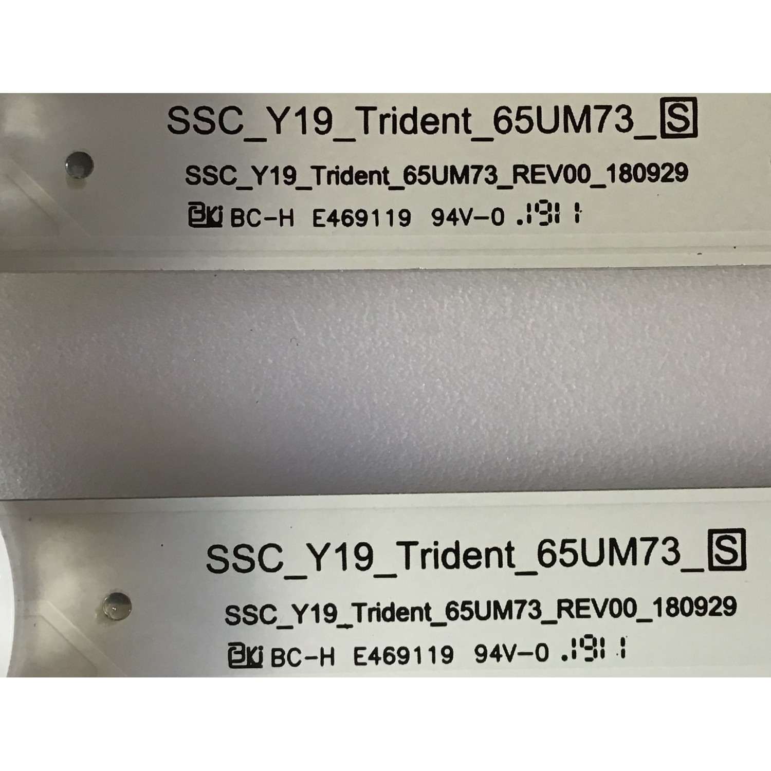 KIT DE LED'S PARA TV LG ((5 PIEZAS)) / NUMERO DE PARTE EAV64511901 / SSC_Y19_TRIDENT_65UM73 / 65087 / 26W2C / PANELS NC650DQG-ABHX3 / NC650DQG-ABHX1 / MODELOS 65UM7300AUE.BUSYDKR / 65UM7300PUA.BUSGDJR / 65UM7300PUA.BUSGDOR - Imagen 3