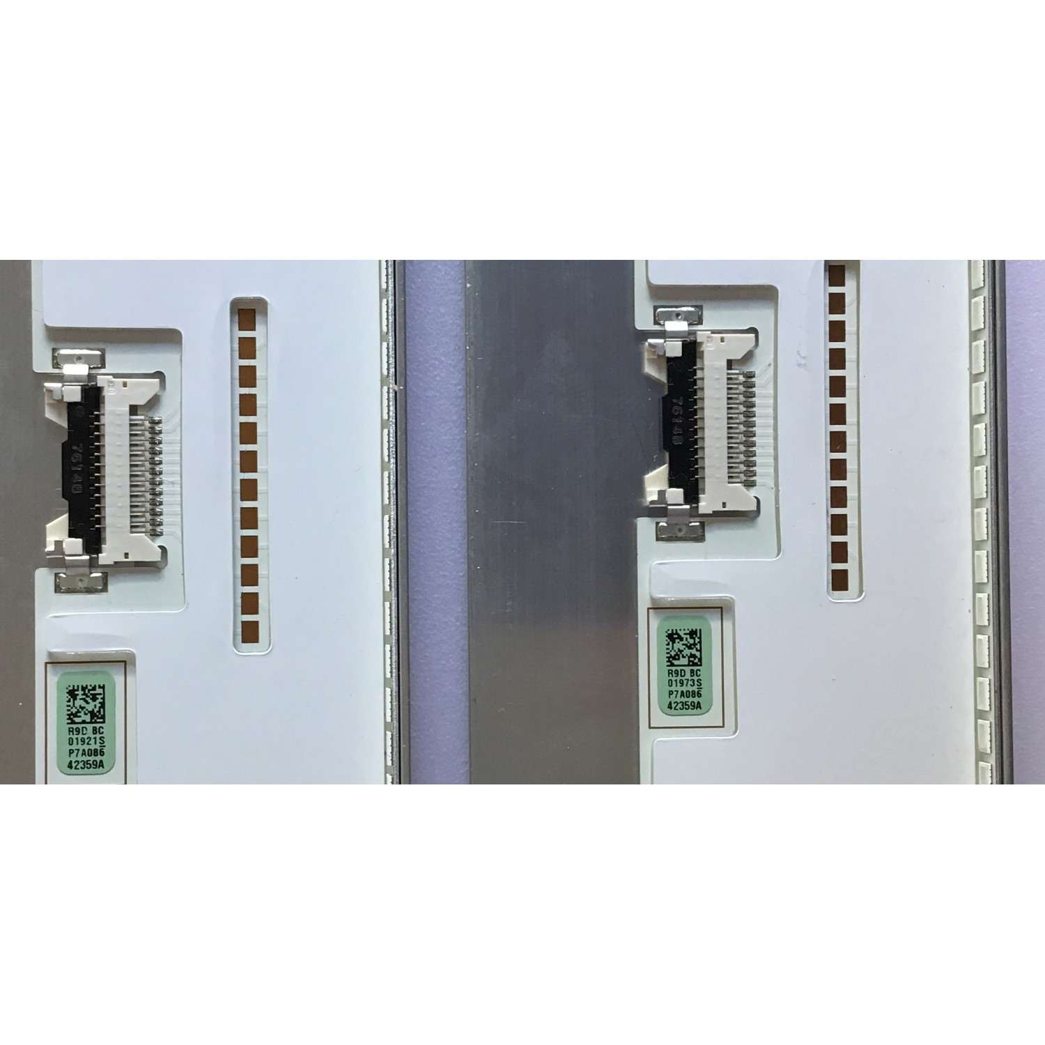 KIT  DE LED'S PARA TV SAMSUNG ( 2 PIEZAS ) / BN9442359A / BN64-14536A / MODELOS QN75Q8CAMKXZL / QE75Q8CAMTXMI / QE75Q8CAMLXXN / QE75Q7FGMTXZG / QE75Q7FAMUXRU / QE75Q7FAMUXCE / QE75Q7FAMTXZT / QE75Q7FAMTXZG / QE75Q7FAMTXXU / QE75Q7FAMTXXH 82 CM - Imagen 2