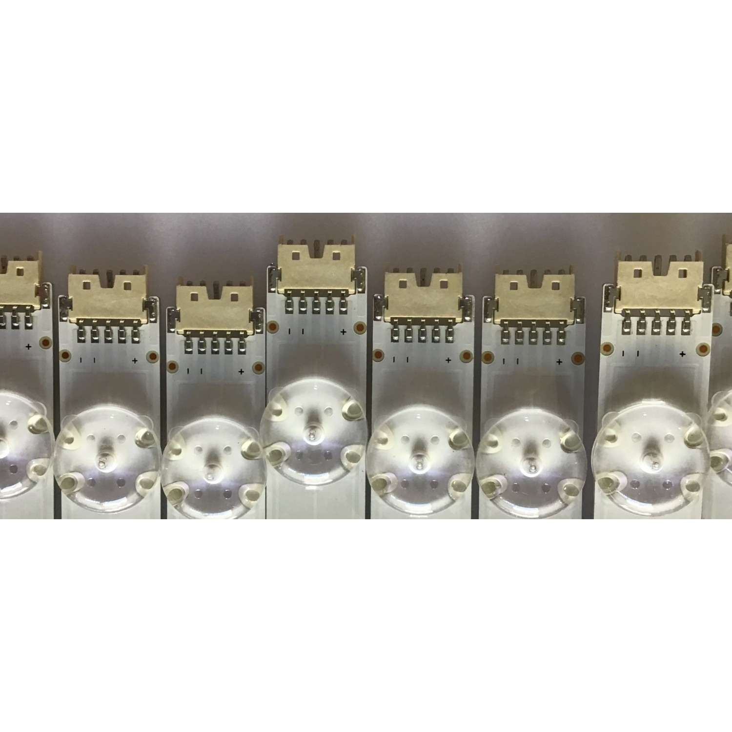 KIT DE LED'S PARA TV LG ((24 PIEZAS)) / NUMERO DE PARTE EAV64012602 / 65SK85-10LED / 180528 / PANEL HC650DQB-SLUA5-2123 / MODELO 65SM9000PUA.AUSYLJR - Imagen 4