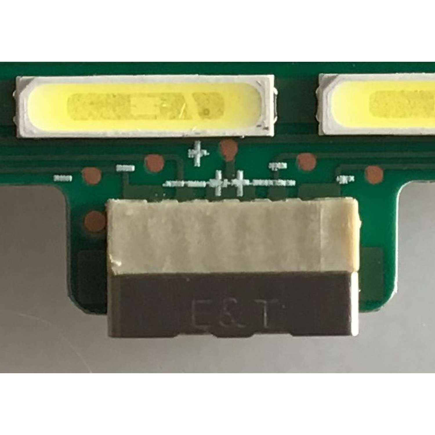 LED PARA MONITOR LG (1 PIEZA) / LM31490005A / 32MP58 / 2D03145 REV.C / M08-XX32085-1884N-3145C / PANEL LGM320EB41 / MODELO 32MA70HY-PA.AUSEESN / 32MP58HQ-PB.AUSEJVN / 32MA68HY-P - Imagen 4