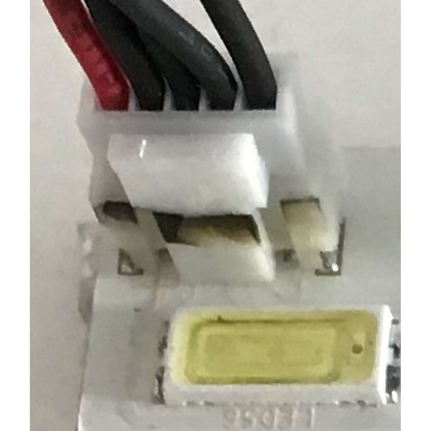 LED PARA TV SANYO (1 PIEZA) / 74.46T14.001-3-DX1 / 12210D / PANEL T460HVN01.0 / MODELO DP46142 / 102CM X 6.8CM - Imagen 2