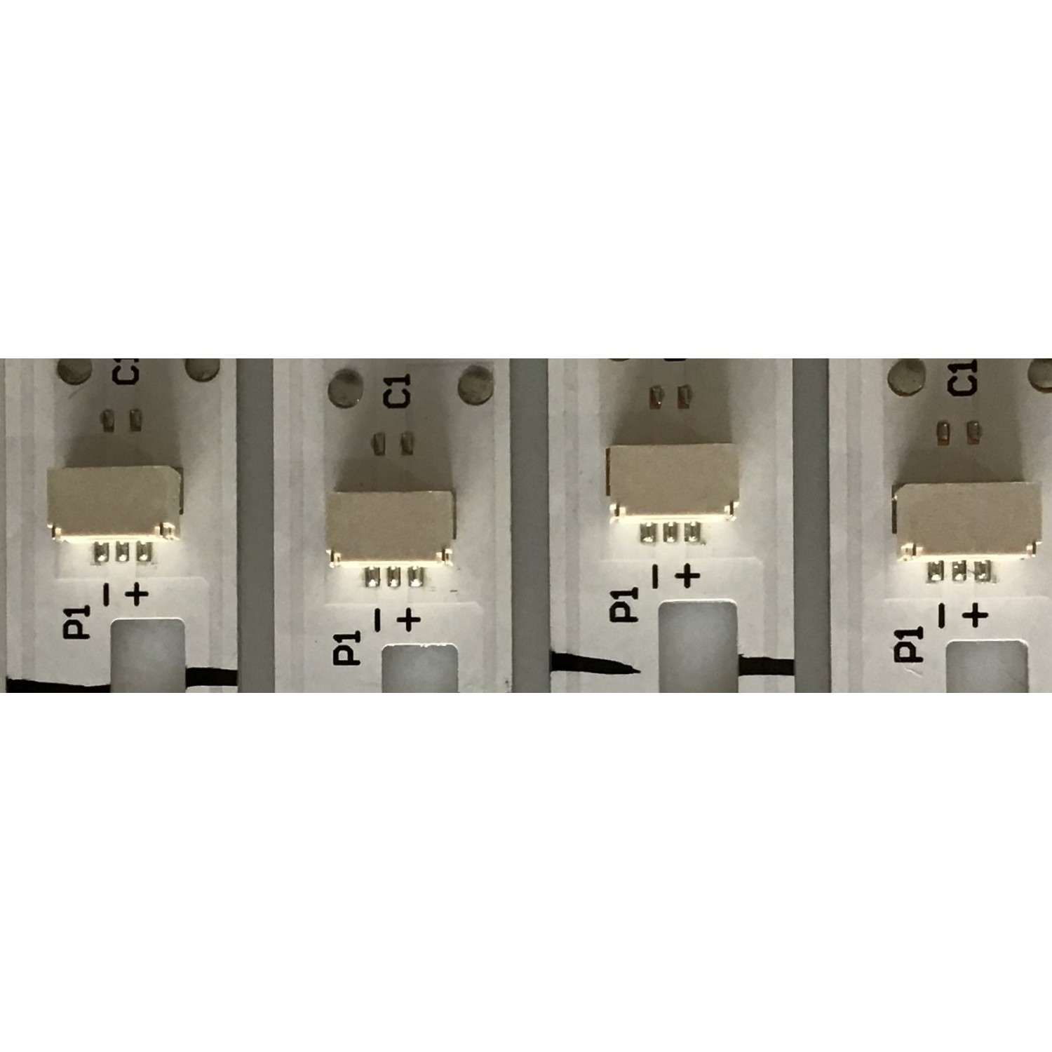 KIT DE LEDS PARA TV JVC (4 PIEZAS) / 4C-LB500T-HR4C / 50HR332M09A0 V0 / 50D1200 / LE0N06R0-D-K / PANEL LVF500CMDX / MODELO S150FS / 96CM - Imagen 3