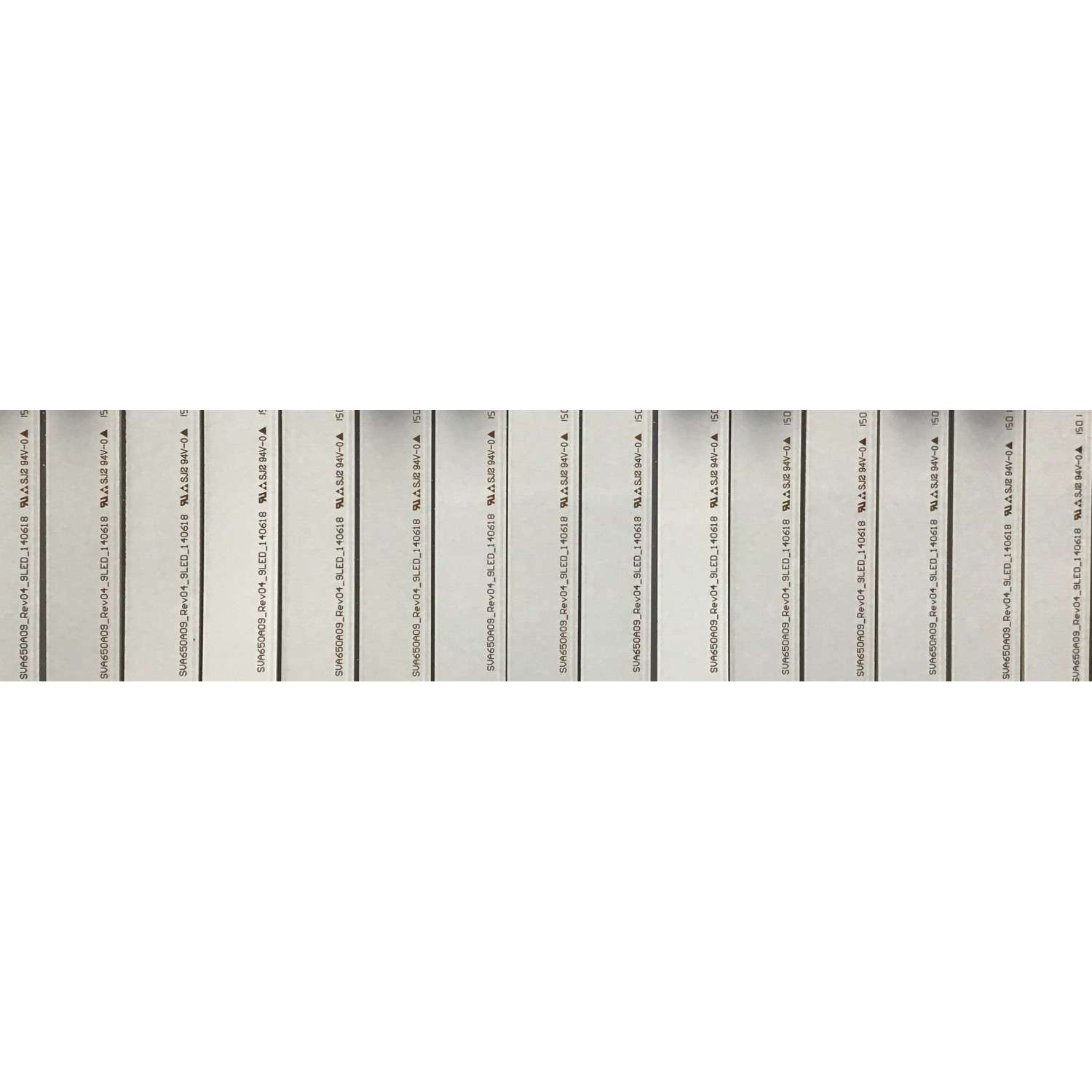 "KIT DE LEDS PARA TV SONY (INCOMPLETO 17 PIEZAS) / SVA650A09_REV04_9LED_140618 / SD65S04E0109EACB51L / PANEL T650QVF06.2 / MODELO XBR-65X850C / NOTA IMPORTANTE: KIT INCOMPLETO CONSTA ORIGINALMENTE DE 18 PIEZAS ((INCOMPLETO SOLO 17 PIEZAS))	" - Imagen 4