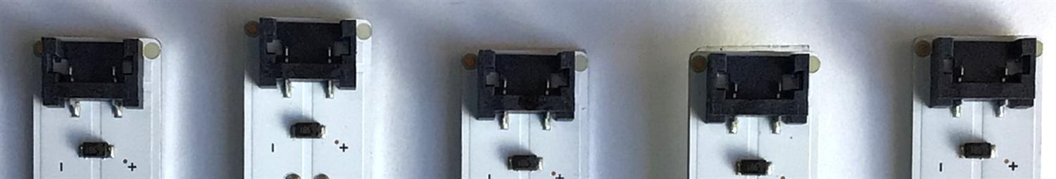 KIT DE LEDS PARA TV LG (5 PIEZAS) / EAV64993101 / SSC_Trident_75UM75_S / SSC_Y19.5_Trident_75UM75_REV00_190823 / E469119 / PANEL NC750DQH-AAHR1 / MODELO 75UN8570AUD - Imagen 2