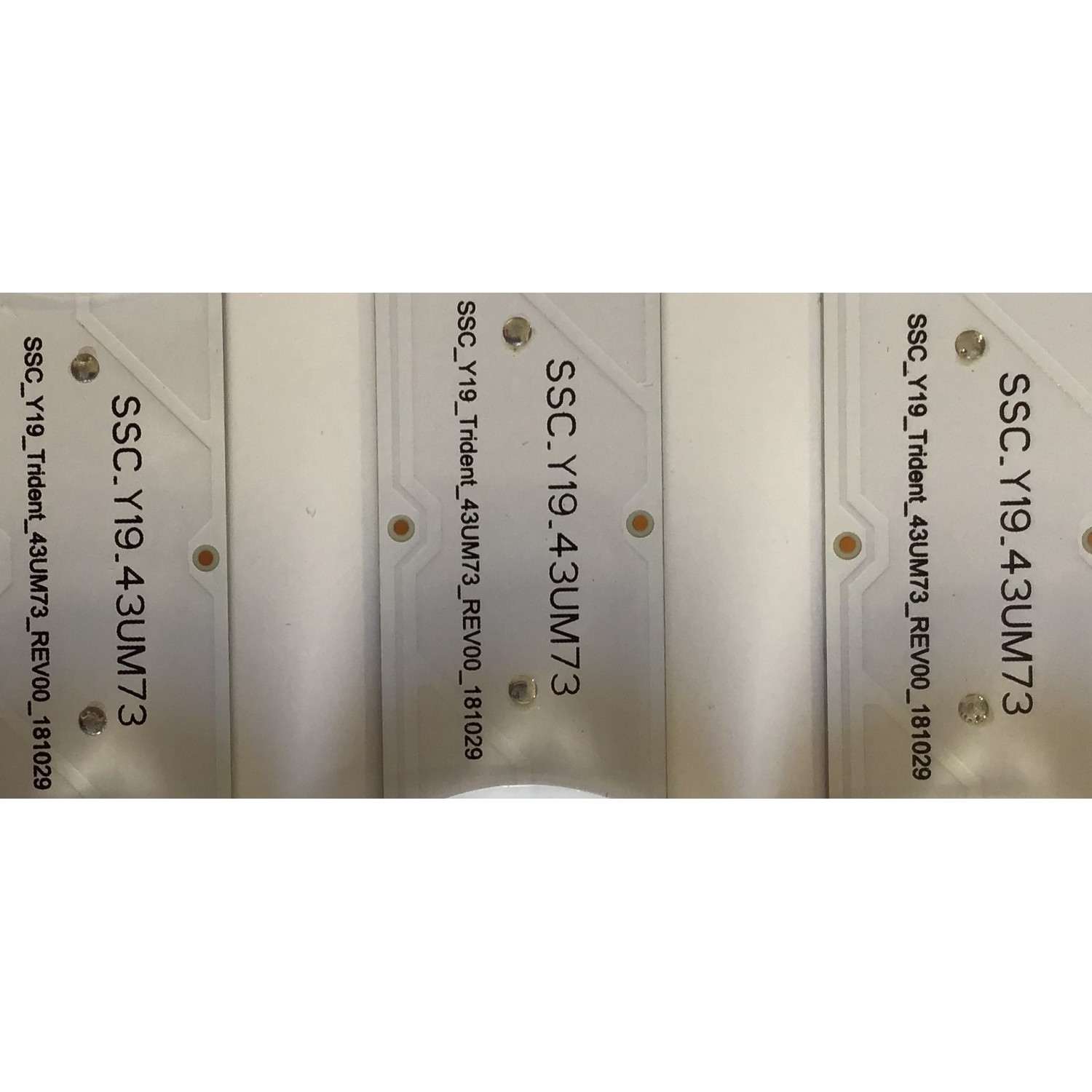 KIT DE LEDS PARA TV LG (3 PIEZAS) / EAV64755701 / SSC_Y19_TRIDENT_43UM73_REV00_181029 / SSC_Y19_43UM73 / PANEL NC430DQG-ABHX3 / MODELO 43UM7300AUE.BUSFLJM - Imagen 3