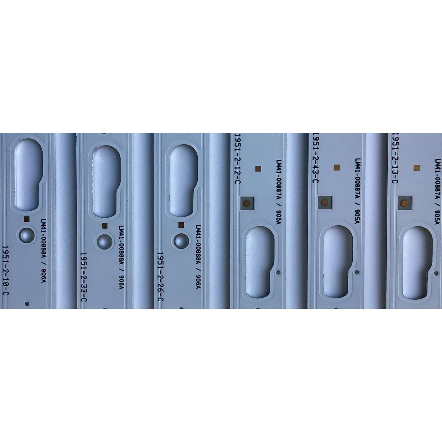 KIT DE LEDS PARA TV SAMSUNG 6 PIEZAS ORIGINALES / NUMERO DE PARTE 50318A / 50317A / LM41-00887A / LM41-00869A / LM41-00888A / LM41-00870A / V0T7-500SMB-R0 / V0T7-500SMA-R0 / PANEL CY-BT050 / MODELOS UN50TU8000FXZA / MAS MODELOS EN DESCRIPCIÓN - Imagen 4