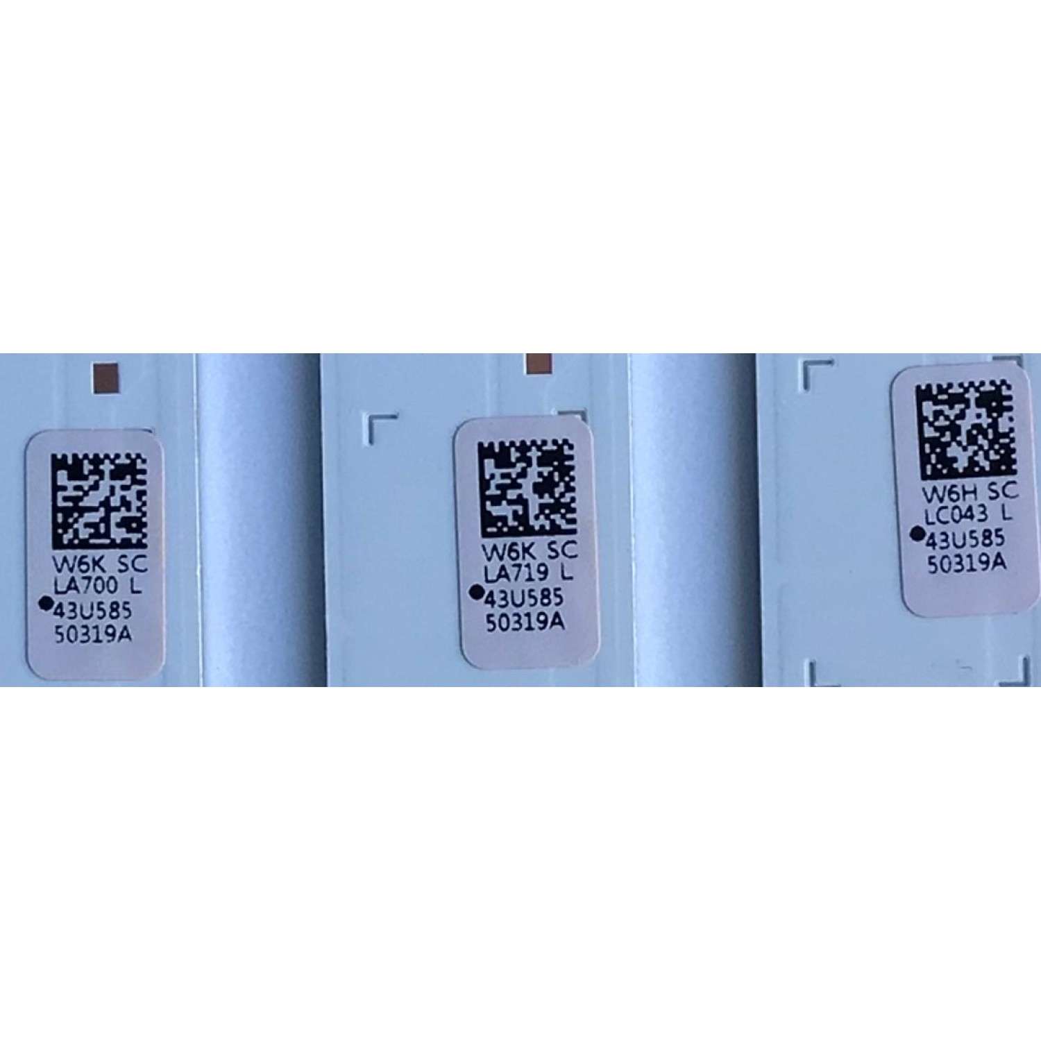 KIT DE LED'S PARA TV SAMSUNG (6 PIEZAS) / BN96-50319A / BN96-50320A / V0T7-430SMA-R0 / V0T7-430SMB-R0 / LM41-00885A / LM41-00886A / R1.0_TBD_100_7Pi / D3_CFM_R5 / D3_CFM_L5 / JL.D430A1330-408AR-M_V02 / MODELOS UN43TU8000 / UN43TU7000 / QN43Q60 - Imagen 3