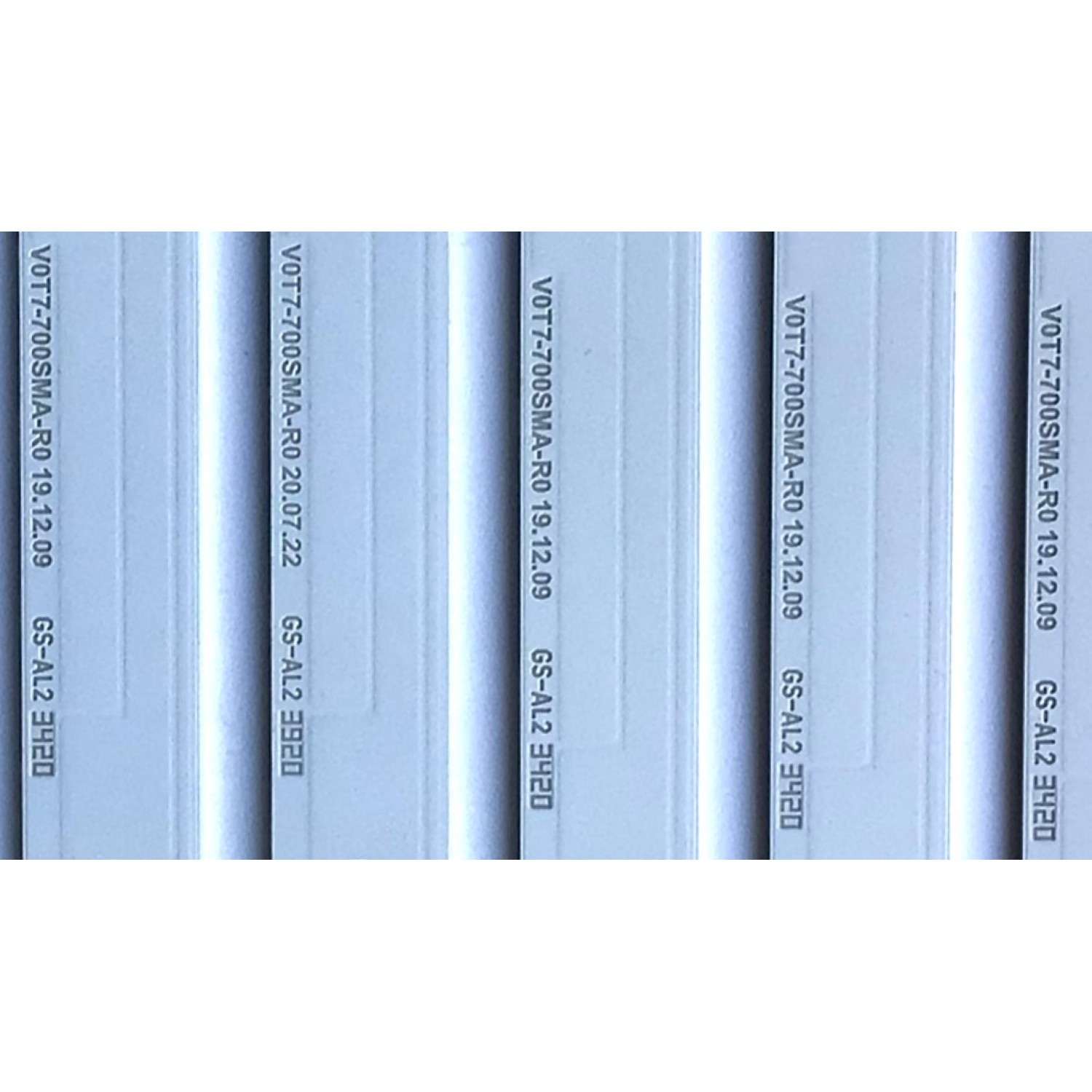 KIT DE LED'S PARA TV SAMSUNG (10 PIEZAS) / BN96-52063A / BN96-52065A / V0T7-700SMA-R0 / V0T7-700SMB-R0 / V0T7-700SMB-R1 / GS-AL2 3420 / PANEL CY-BT070HGSV2H / CY-BT070HGSV1H / MODELO UN70TU7000BXZA UA03 / UN70TU7000BXZA / UN70TU6980FXZA UB02 / UN70TU6980 - Imagen 3