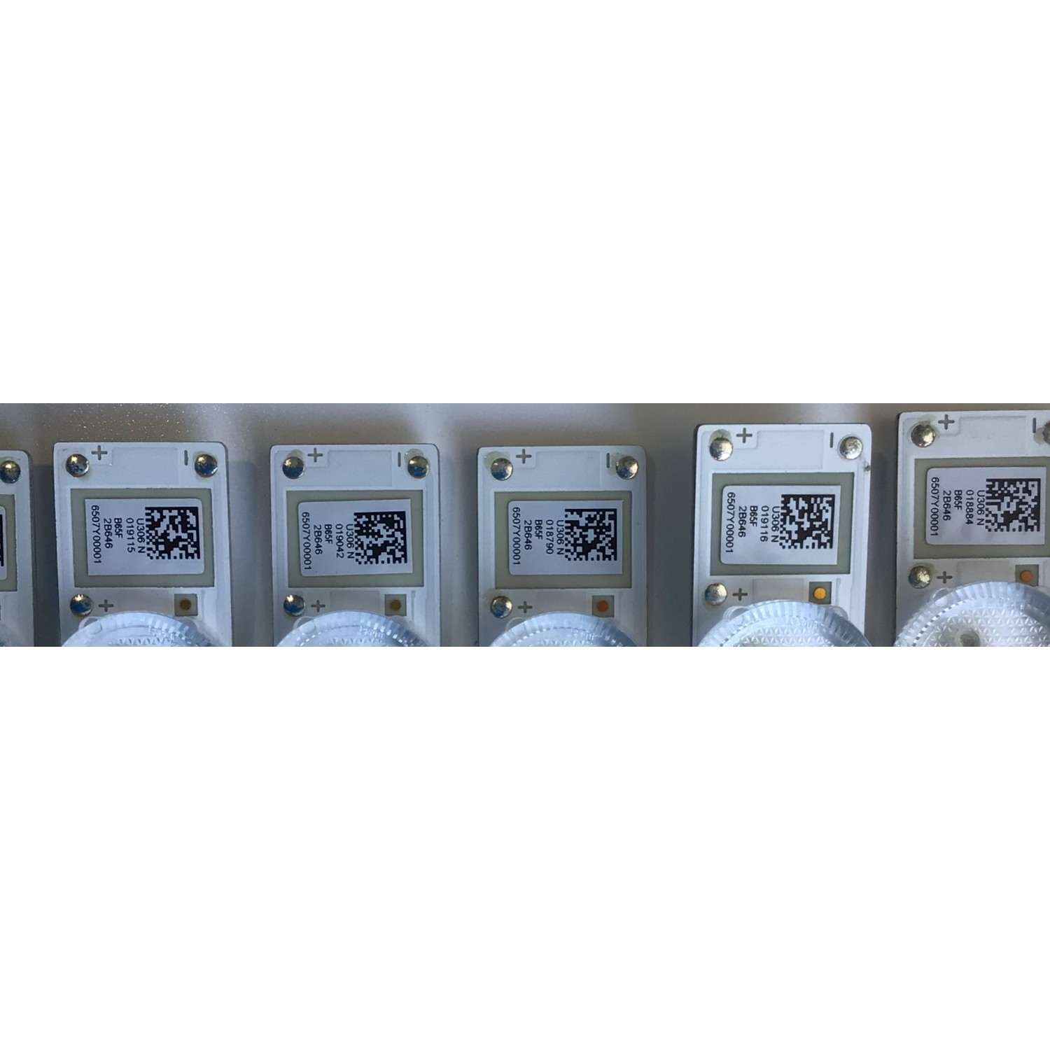KIT DE LEDS PARA TV SONY ORIGINAL 12 PIEZAS / NUMERO DE PARTE LB6507Y / LB6507Y V0_06 / 6507Y00001 / E469119 / PANEL YSAF065CNO01 / MODELO XBR-65X800H / XBR-65X81CH - Imagen 2