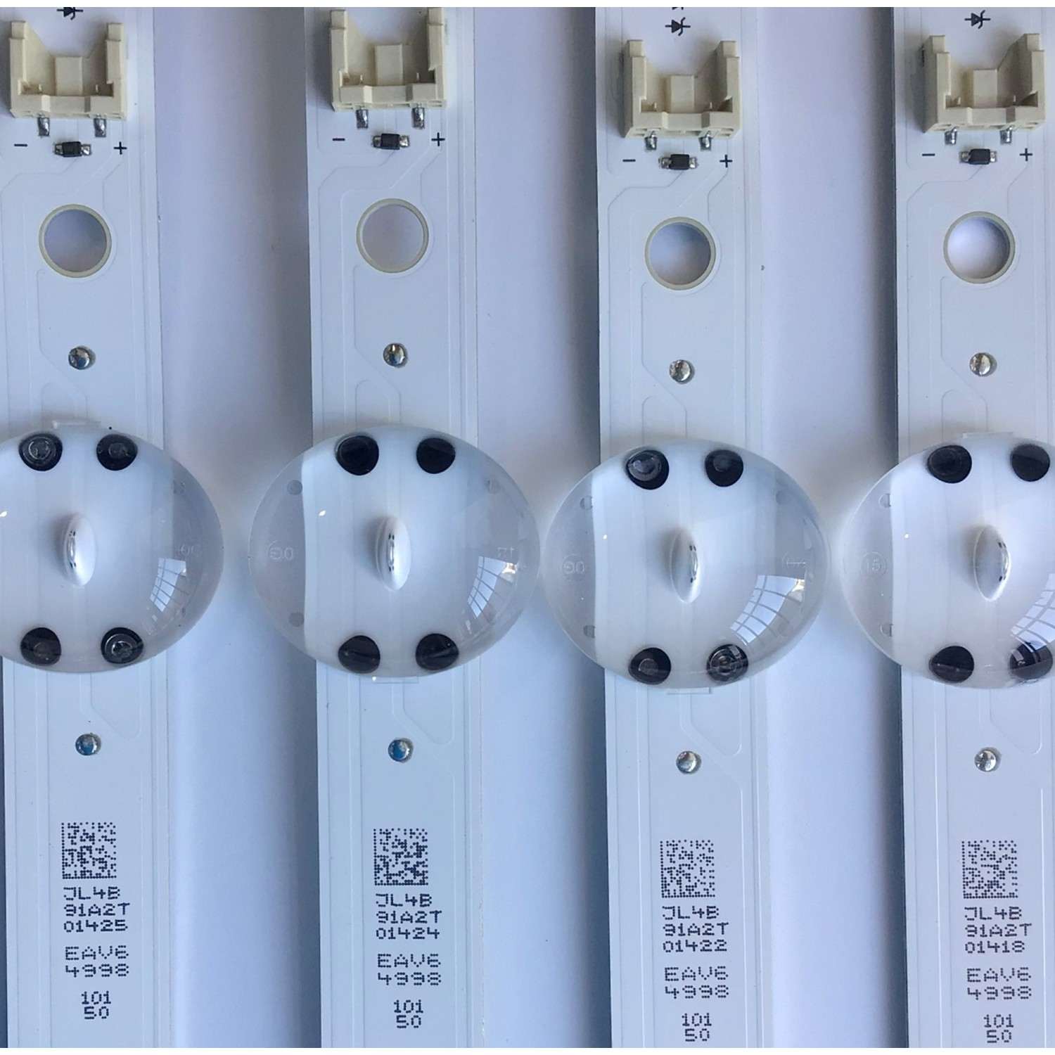 KIT DE LEDS PARA TV LG ORIGINAL 4 PIEZAS / NUMERO DE PARTE EAV64998101 / LEDAZ_Y20_Trident_50UN73_H / LEDAZ Y20 Trident 50UN73 R1.0 / 50UN73_HKC / PANEL NC500DQE-VHHXA / MODELOS 50UN7000PUC / 50UN6950ZUF - Imagen 2