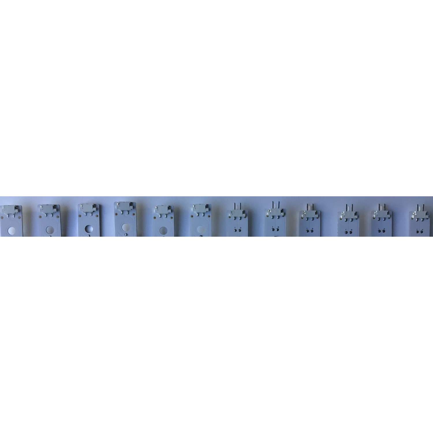 KIT DE LED'S PARA TV LG (12 PIEZAS) / EAV64998801 / EAV64998901 / Y19.5 TRIDENT 82UM75_A_S / Y19.5 TRIDENT 82UM75_B_S / Y19.5 TRIDENT 82UM75_A_REV00_191217 / TRIDENT 82UM75_B_REV00_191217 / PANEL'S HC820DQF-VCXR1 / HC820DQF-SLXR1 / MODELO 82UN857570PUC - Imagen 7
