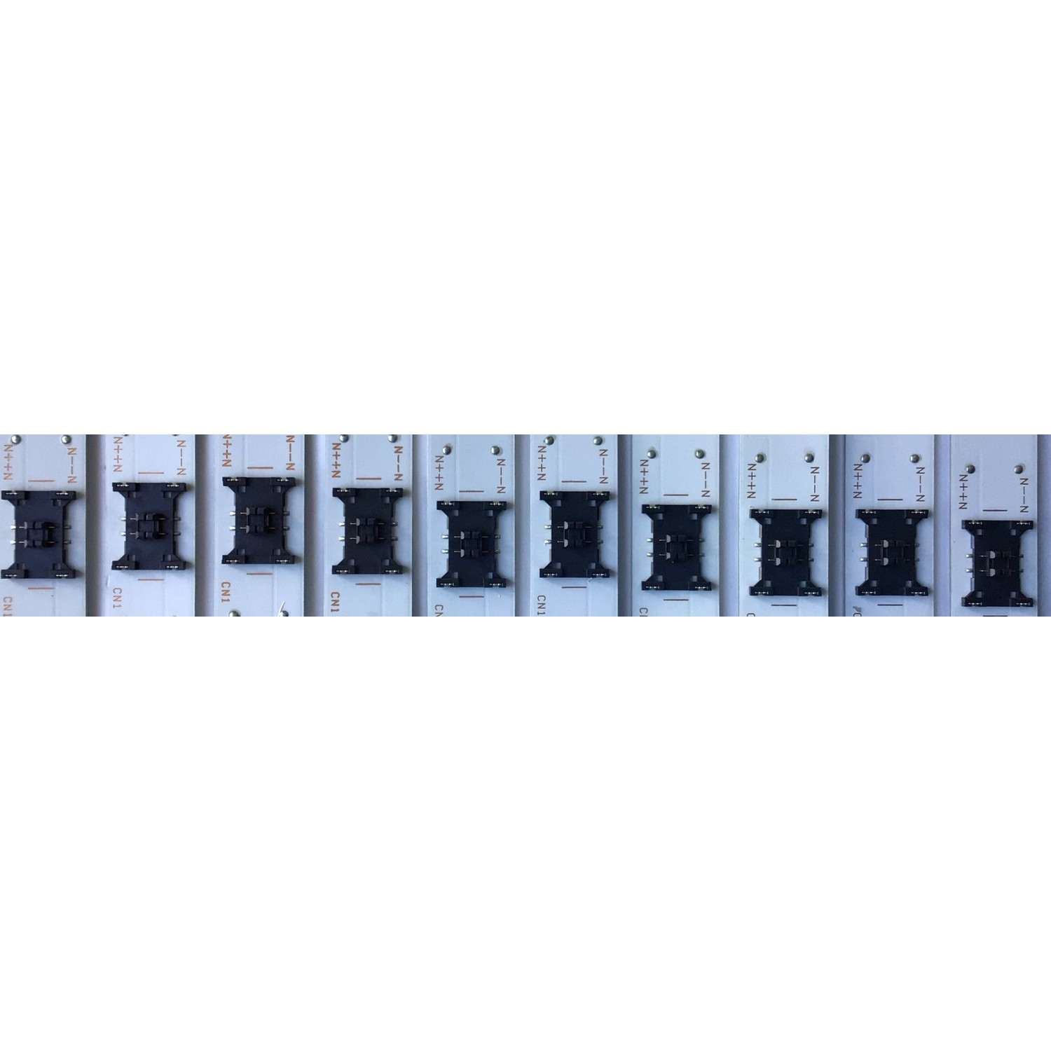 KIT DE LED'S PARA TV SONY (10 PIEZAS) / NUMERO DE PARTE  I-5500SY80062-VC / E330254   XYS-10 / FW2CN / PANEL HV550QUB-N5M / YSAF055CNO01 / MODELO XBR-55X800H  - Imagen 4