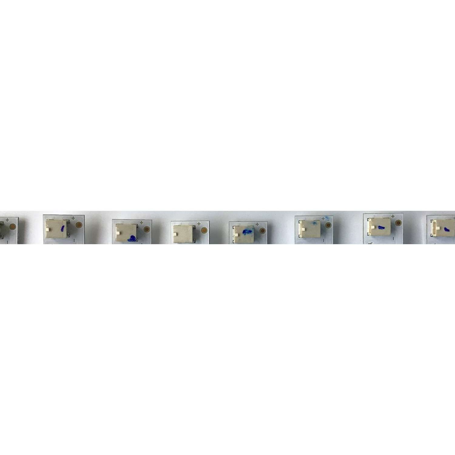 KIT DE LED'S PARA TV VIZIO (8 PIEZAS) / NUMERO DE PARTE LBM650M0501-IH-5 / LBM650M0501-IH-5(HF)(0) / LBM650M0501-IH-5(HF)(O) / 1A6 A60LB 00DT6N / E 8LQ4 0000 / PANEL V650DJ4-D03 / MODELO V655-H19 / V655-H19  LINIZCNW          - Imagen 2