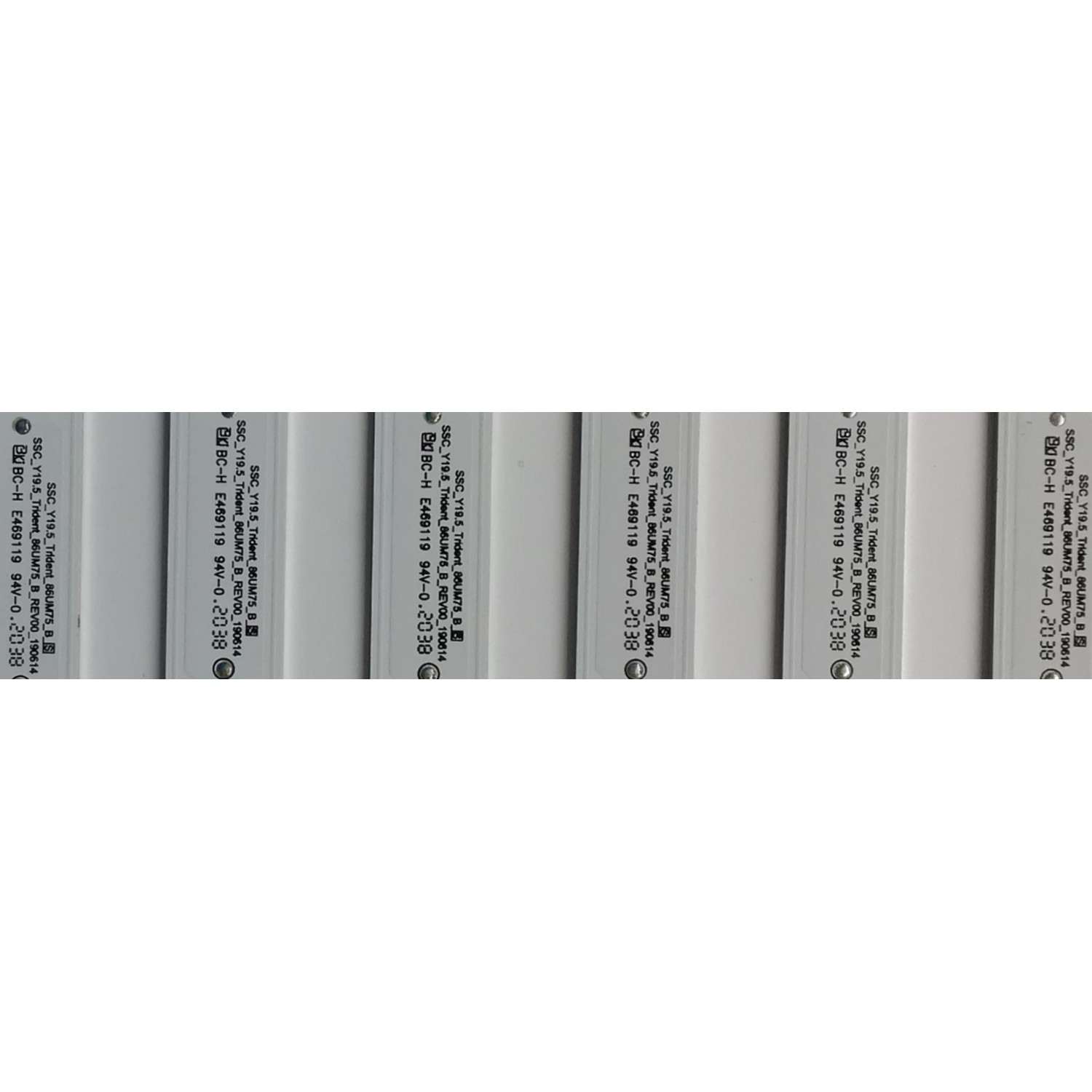 KIT DE LED'S PARA TV LG (12 PIEZAS) / EAV64774901 / EAV64775001 / SSC_Y19.5_Trident_86UM75_A_S / SSC_Y19.5_Trident_86UM75_A_REV00_190614 / SSC_Y19.5_Trident_86UM75_B_S / SSC_Y19.5_Trident_86UM75_B_REV00_190614 / PANEL NC860DQF / MODELO 86UN8570PUC - Imagen 4
