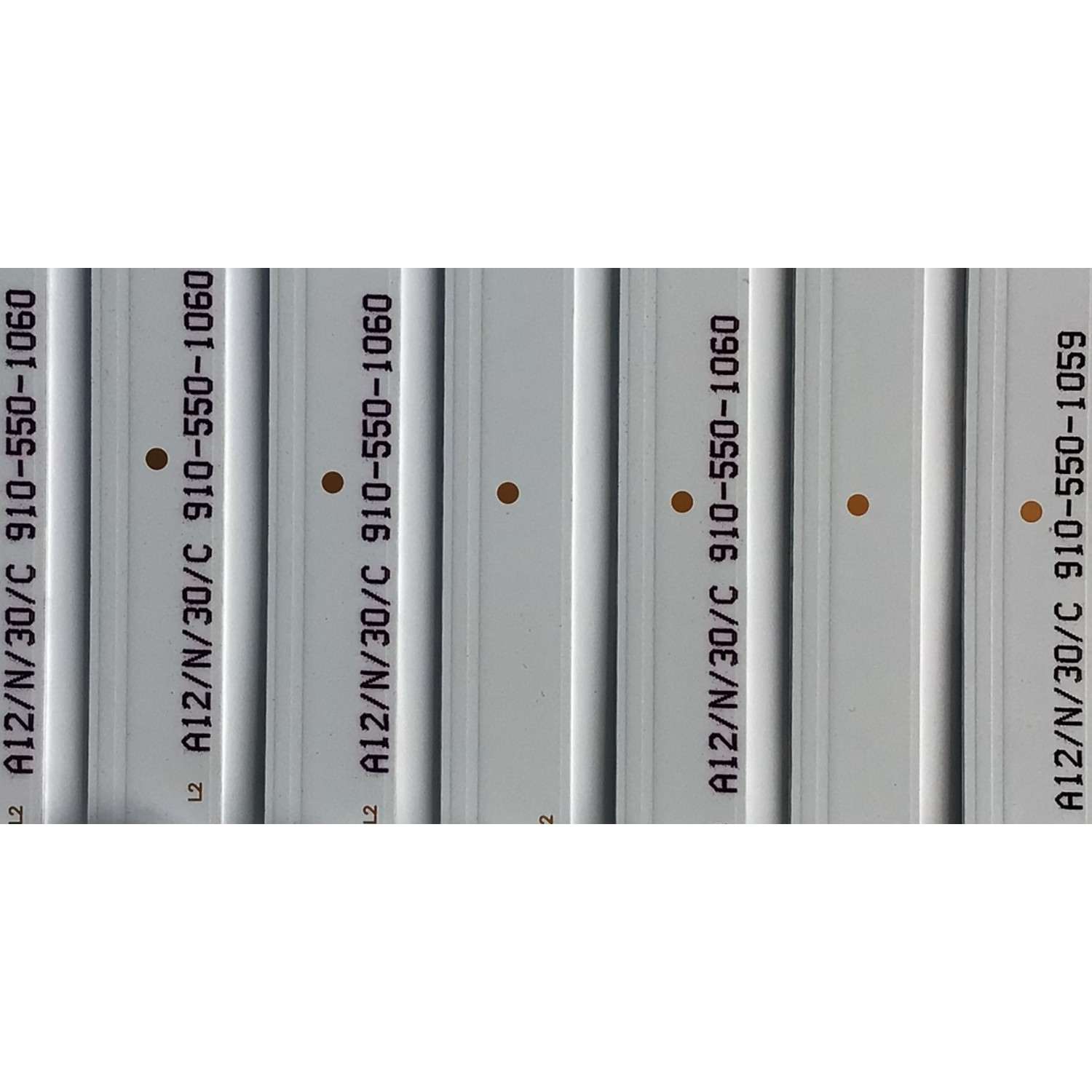 KIT DE LED'S PARA TV WESTINGHOUSE / ELEMENT (11 PIEZAS) / 3P55UK008-A0 / 3P55UK009-A0 / 0355UK009 / 0355UK010 / 0355UK006 / 0355UK007 / E469119 / PANEL T550-0UK-DLED / MODELO WA55UFA1001 G0V0Q / EL4KAMZ5517 - Imagen 2