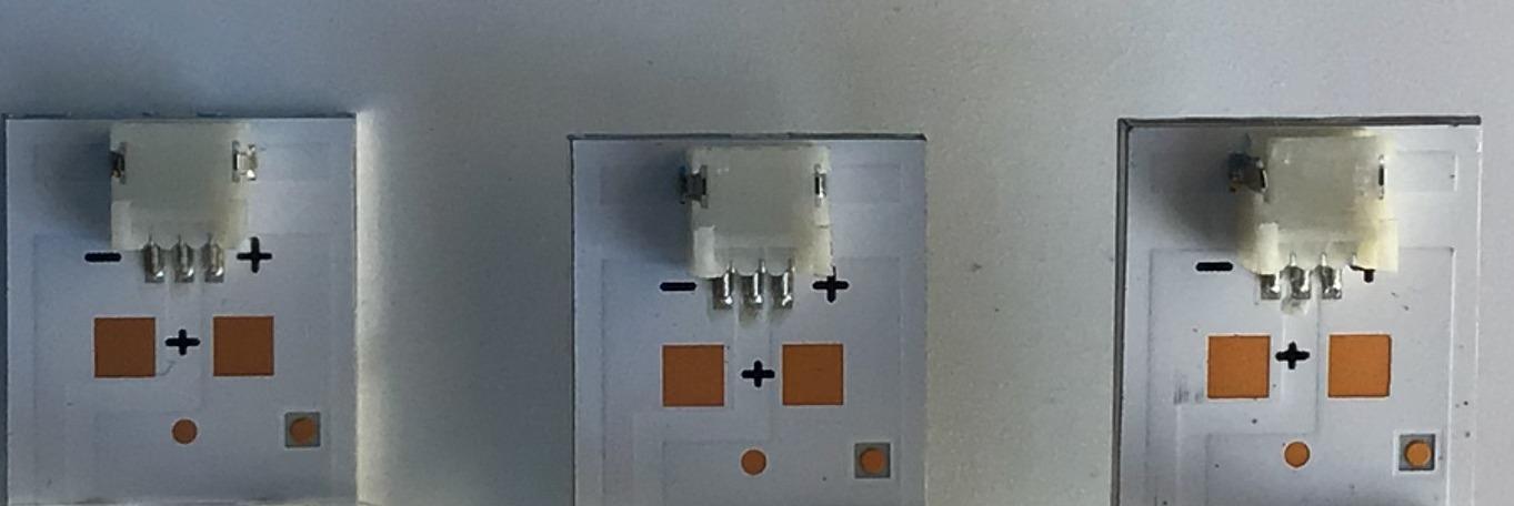 KIT DE LEDS PARA TV HISENSE ORIGINAL 3 PIEZAS / NUMERO DE PARTE LB5500P / LB5500P V0 / HD550X1U82-L1-2019061101 / PANEL HD550X1U84-T0L4\S1\GM\ROH / MODELOS 55R6090G5 / 55R6040G / 55R6E - Imagen 2