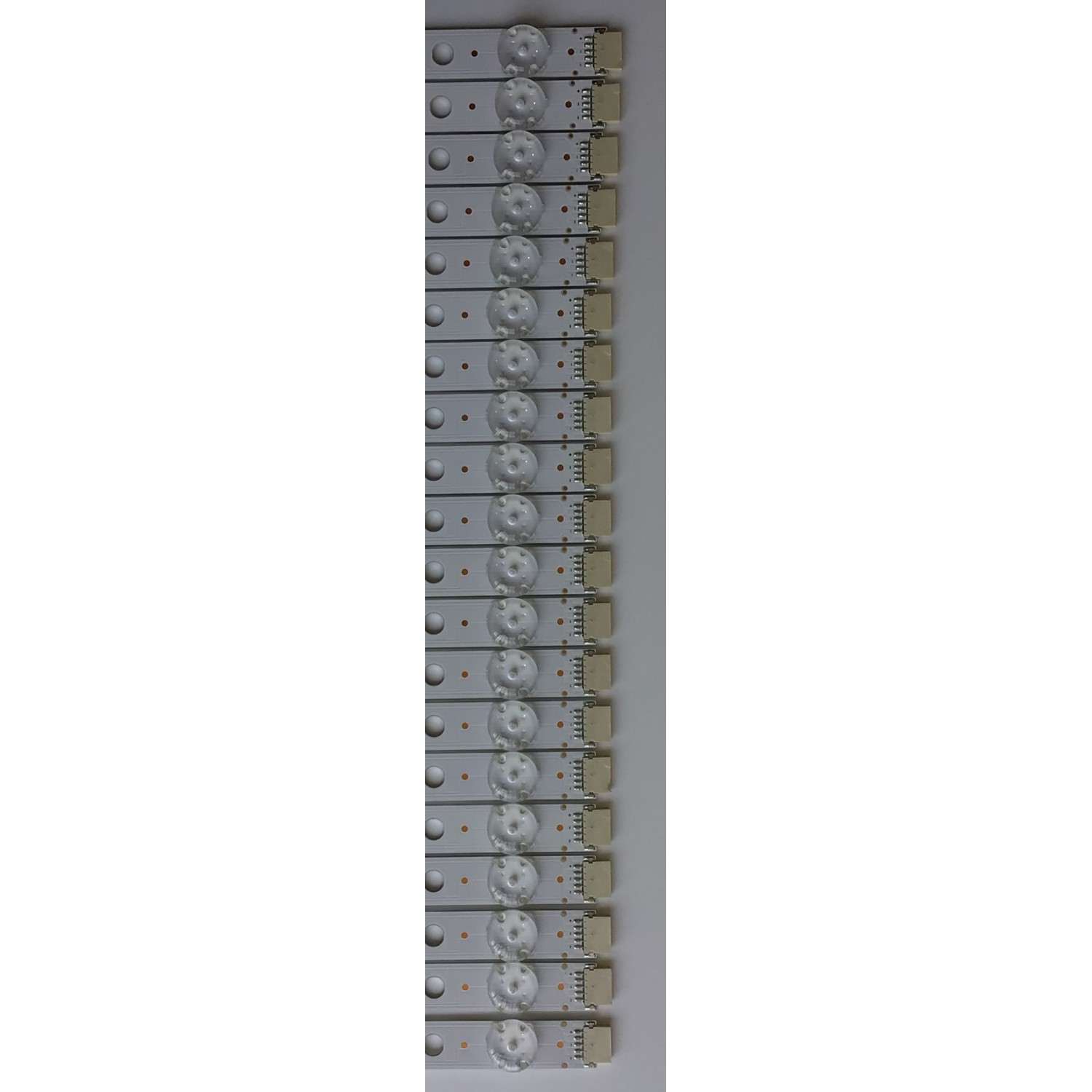 KIT DE LED'S PARA TV LG (20 PIEZAS) / NUMERO DE PARTE EAV64033102 / 55SK85-8LED-180521 / PANEL HC550DQB-SLUA5-212X / MODELO 55SM9000PUA - Imagen 2