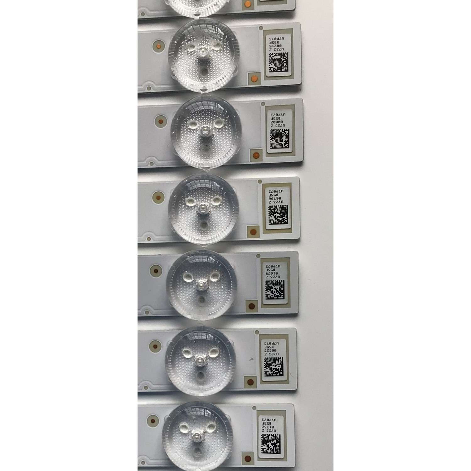 KIT DE LED'S PARA TV SONY (10 PIEZAS) / NUMERO DE PARTE L3_BNN_E5_CFM_S6_2_R1.0_U5C_1.0 / LM41-01022A / BC-H 94V-0 / U723 Z / PANEL YSAF055CNO01 / MODELO XBR-55X800H / XBR55X800H - Imagen 3