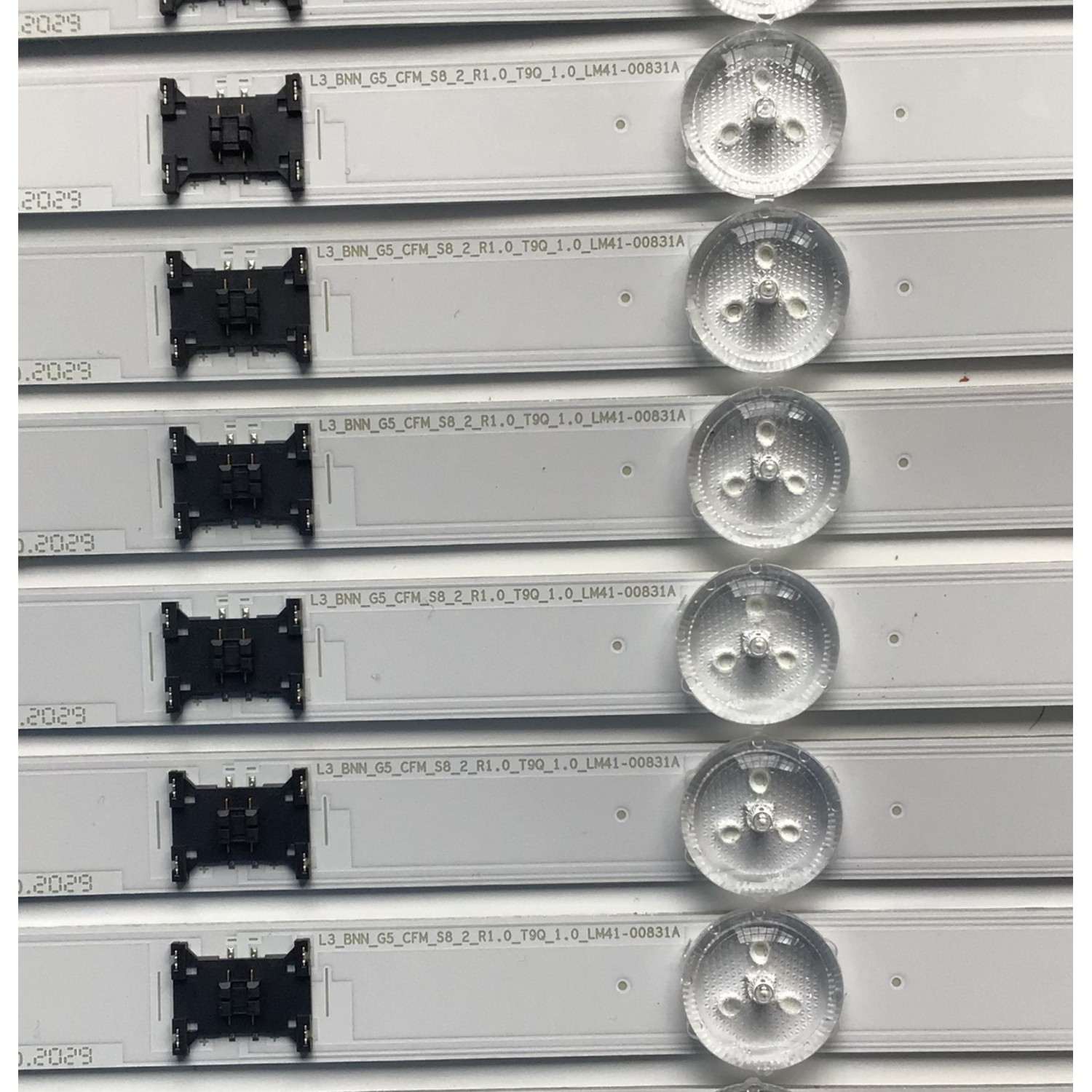 KIT DE LED'S PARA TV SONY (16 PIEZAS) / NUMERO DE PARTE L3_BNN_G5_CFM_S8_2_R1.0_T9Q_1.0 / LM41-00831A / U728 Z / PANEL YSAF075CNG01 / MODELO XBR-75X800H / XBR75X800H - Imagen 2