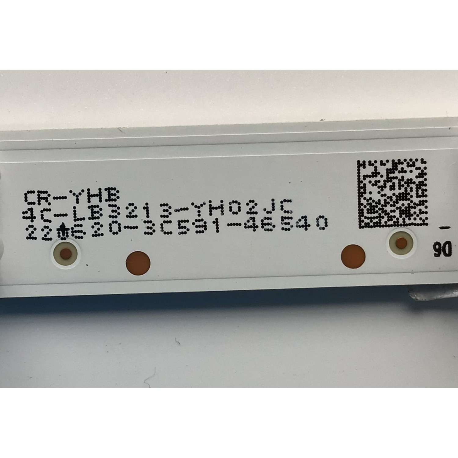LED PARA TV TCL (1 PIEZA) / NUMERO DE PARTE TCL_32F6B_13ea_3030_LX20190523 / 4C-LB3213-YH02JC / TCL_32F6B_13ea_3030_LX20190523 VER.1 / PANEL LVW320NDEL / MODELO 32S335 / 32S331 - Imagen 3