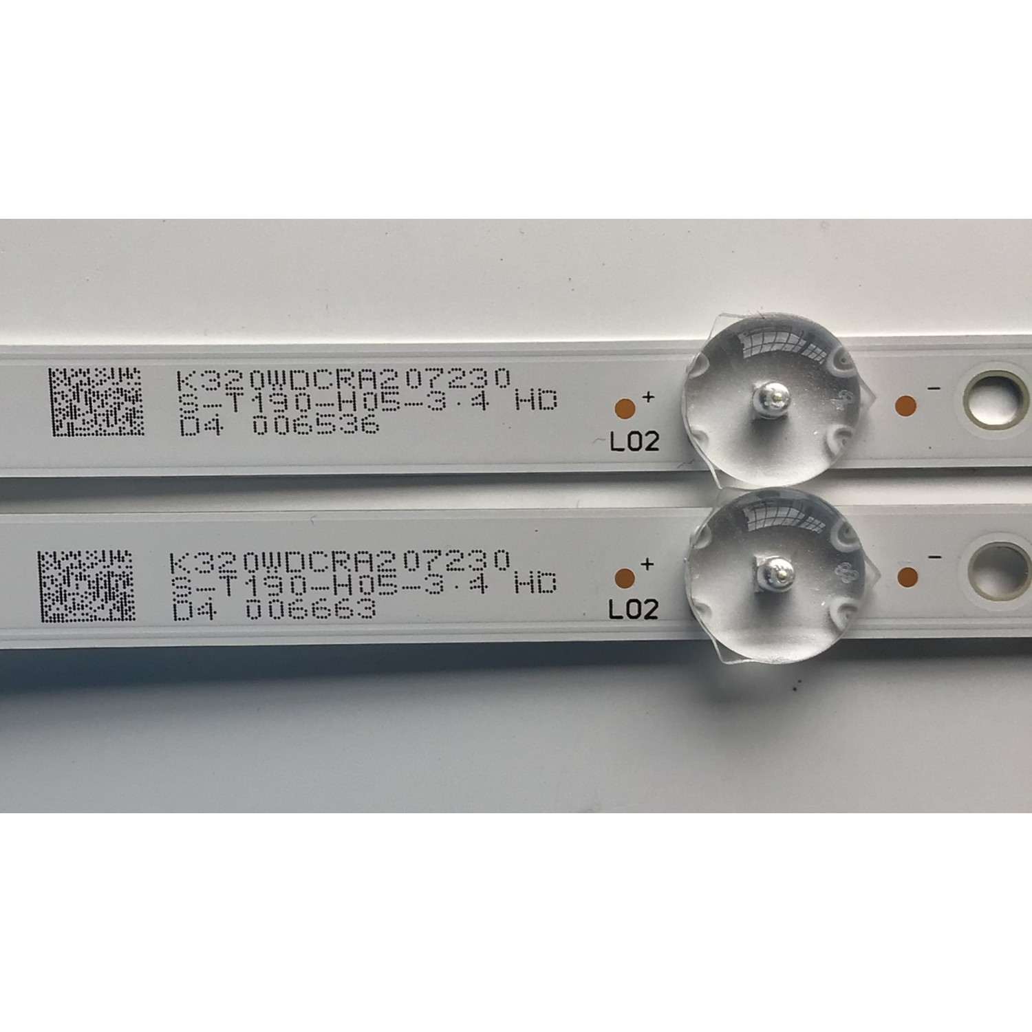  KIT DE LED'S PARA TV TOSHIBA (2 PIEZAS) / NUMERO DE PARTE K320WDC1 / 4708-K32WDC-A1113N71 / 4708-K32WDC-A1113N61 / 471R1P53 / 25909A / PANEL K320WDCRA-HN2004A / MODELO 32LF221U21 / TF-32A710U21 - Imagen 2