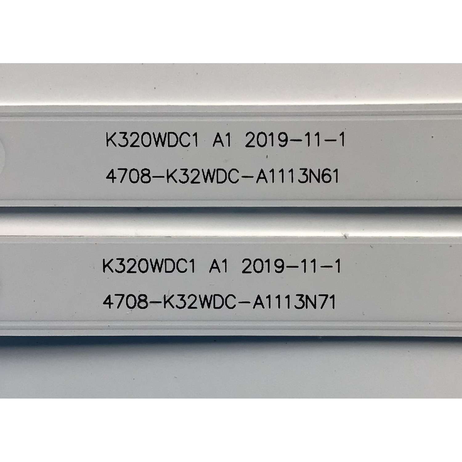  KIT DE LED'S PARA TV TOSHIBA (2 PIEZAS) / NUMERO DE PARTE K320WDC1 / 4708-K32WDC-A1113N71 / 4708-K32WDC-A1113N61 / 471R1P53 / 25909A / PANEL K320WDCRA-HN2004A / MODELO 32LF221U21 / TF-32A710U21 - Imagen 3