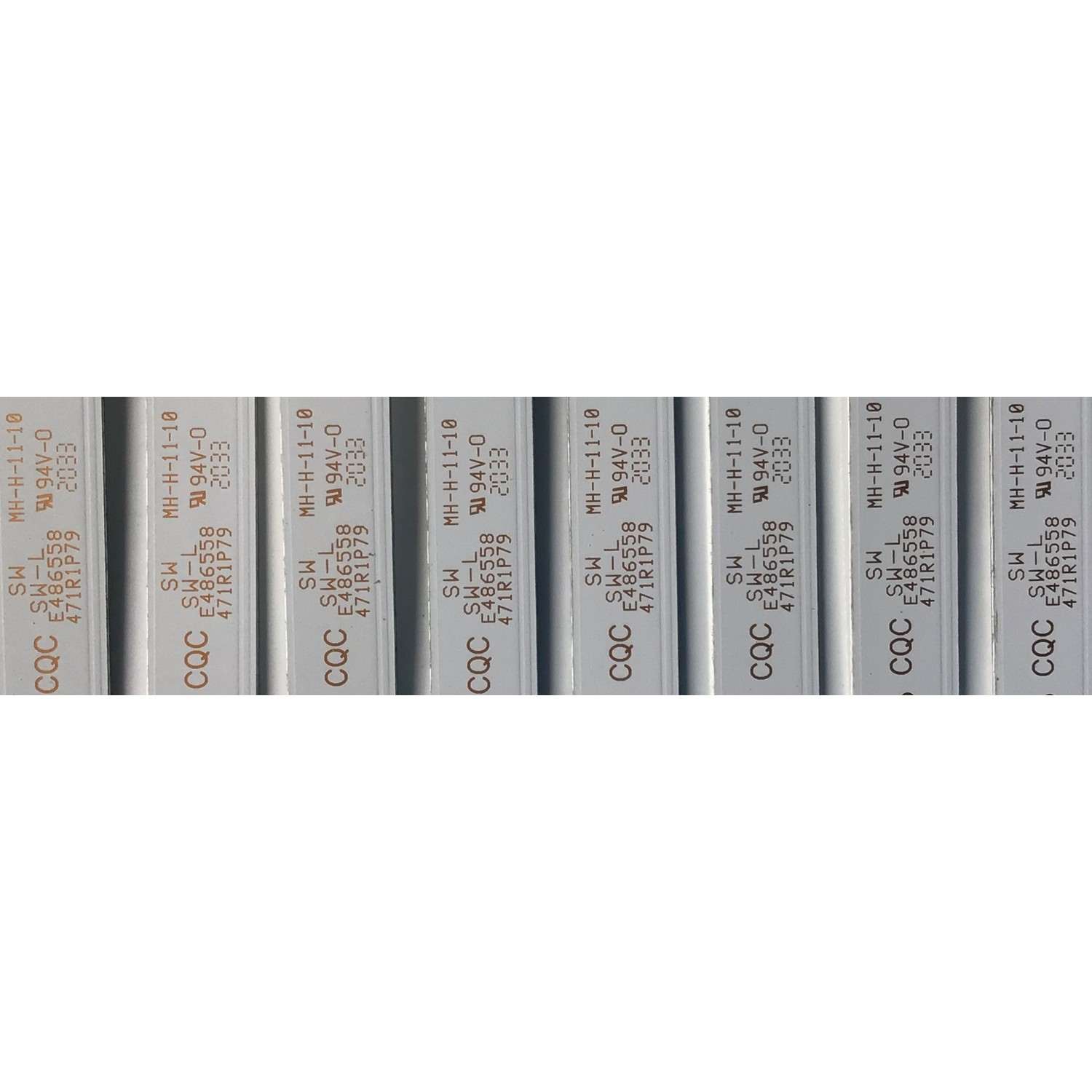 KIT DE LED'S PARA TV TOSHIBA (8 PIEZAS) / NUMERO DE PARTE 4708-K34WDC-A1113N21 / K430WDCRA A1 / 471R1P79 / PANEL K430WDCRA-VA250A6 / MODELO 43LF421U21 - Imagen 4