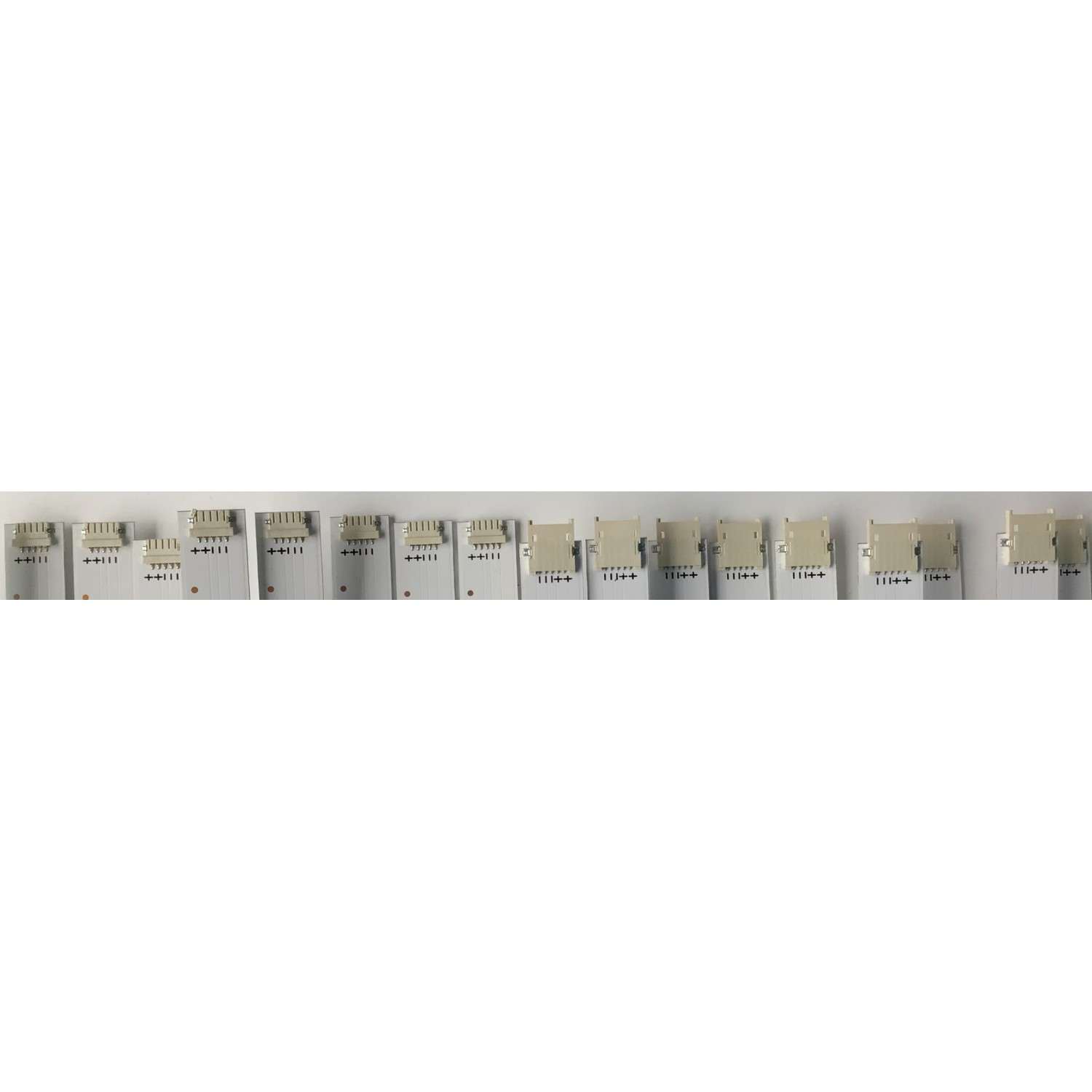 KIT DE LED'S PARA TV HISENSE (20 PIEZAS) / NUMERO DE PARTE SVH650AC5 / CRH-BX65S3U51R303020098C0-REV1.6 / CRH-BX65S3U51L303020098C0-REV1.6 / SVH650AC5-R / SVH650AC5-L / PANEL HD650V3V51-TAL3/S2/FJ/GM/ROH / MODELO 65H8F - Imagen 6