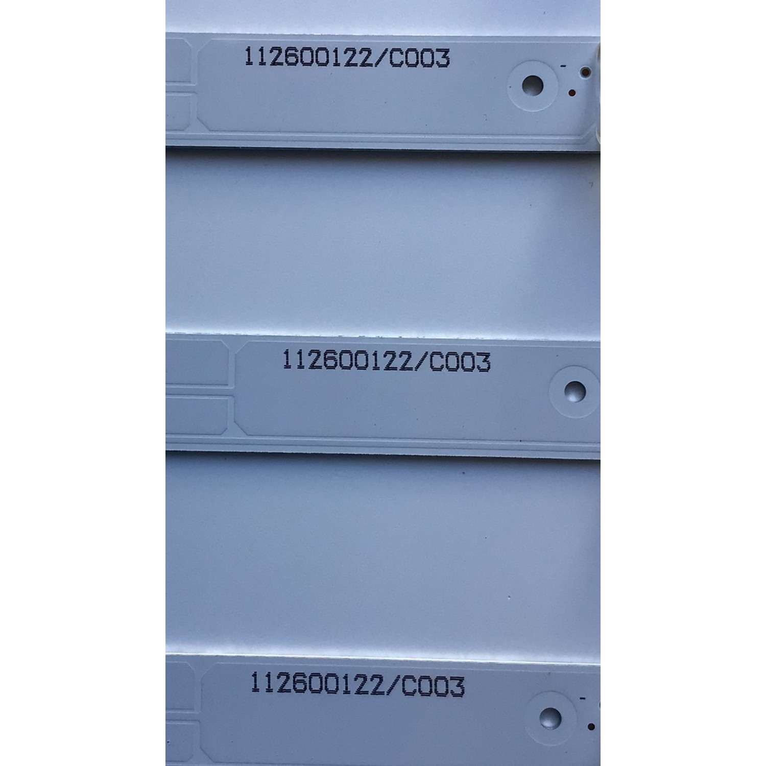 KIT DE LED'S PARA TV ELEMENT (4 PIEZAS) / NUMERO DE PARTE C-CNCF50D938 / 112600122/C003 / M4-M165-J-W50 / 20180309 / 70056 / PANEL V500HJ1-PE8 / T500-TGF-DLED / MODELO E25W5018 - Imagen 4