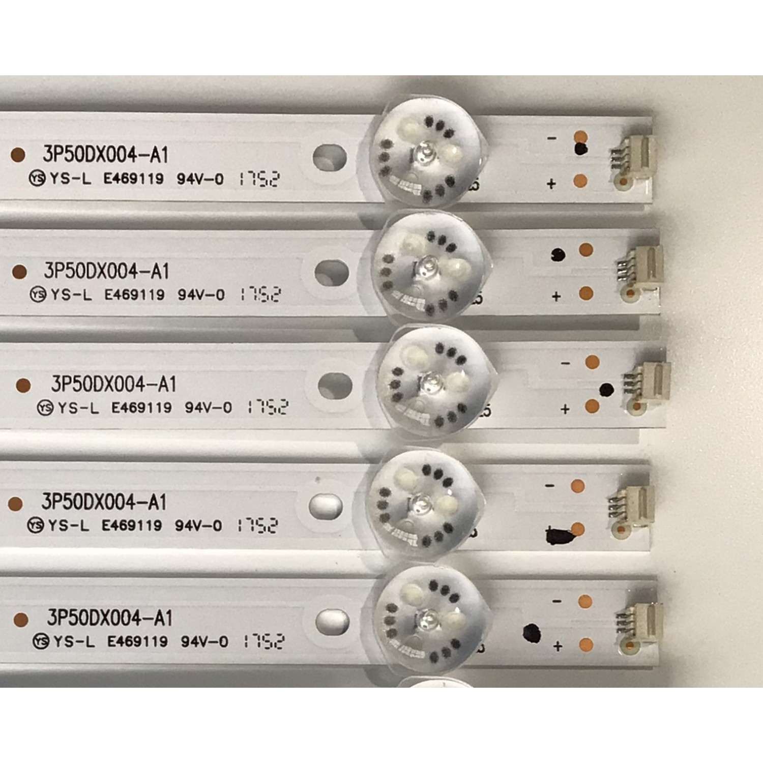 KIT DE LED'S PARA TV ELEMENT (10 PIEZAS) / NUMERO DE PARTE 3P50DX004-A1 / 3P50DX004-A1 / 0350DX015 / PANEL 	MD5005YTIF / MODELO ELEW5017    - Imagen 2