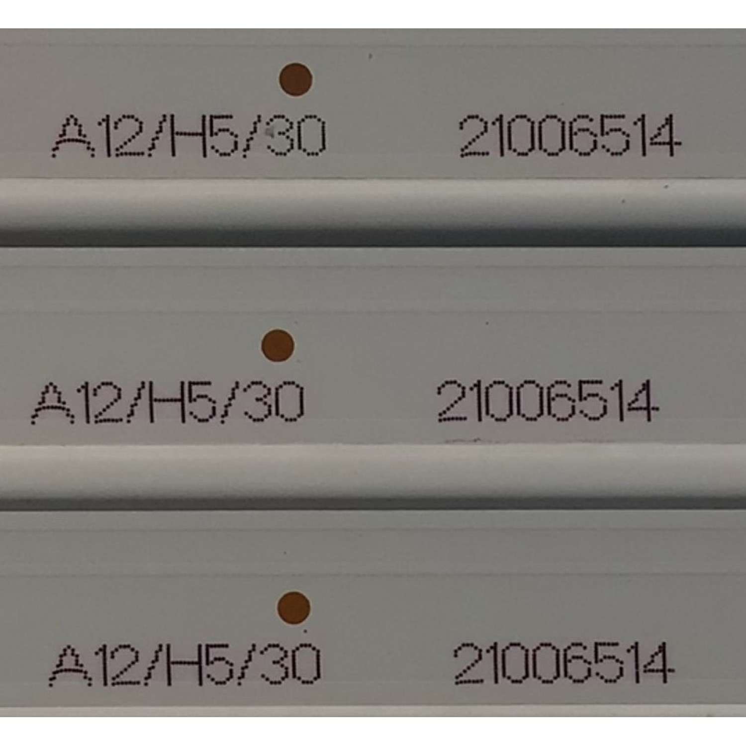 KIT DE LED'S PARA TV ELEMENT (10 PIEZAS) / NUMERO DE PARTE 3P50DX004-A1 / 3P50DX004-A1 / 0350DX015 / PANEL 	MD5005YTIF / MODELO ELEW5017    - Imagen 4