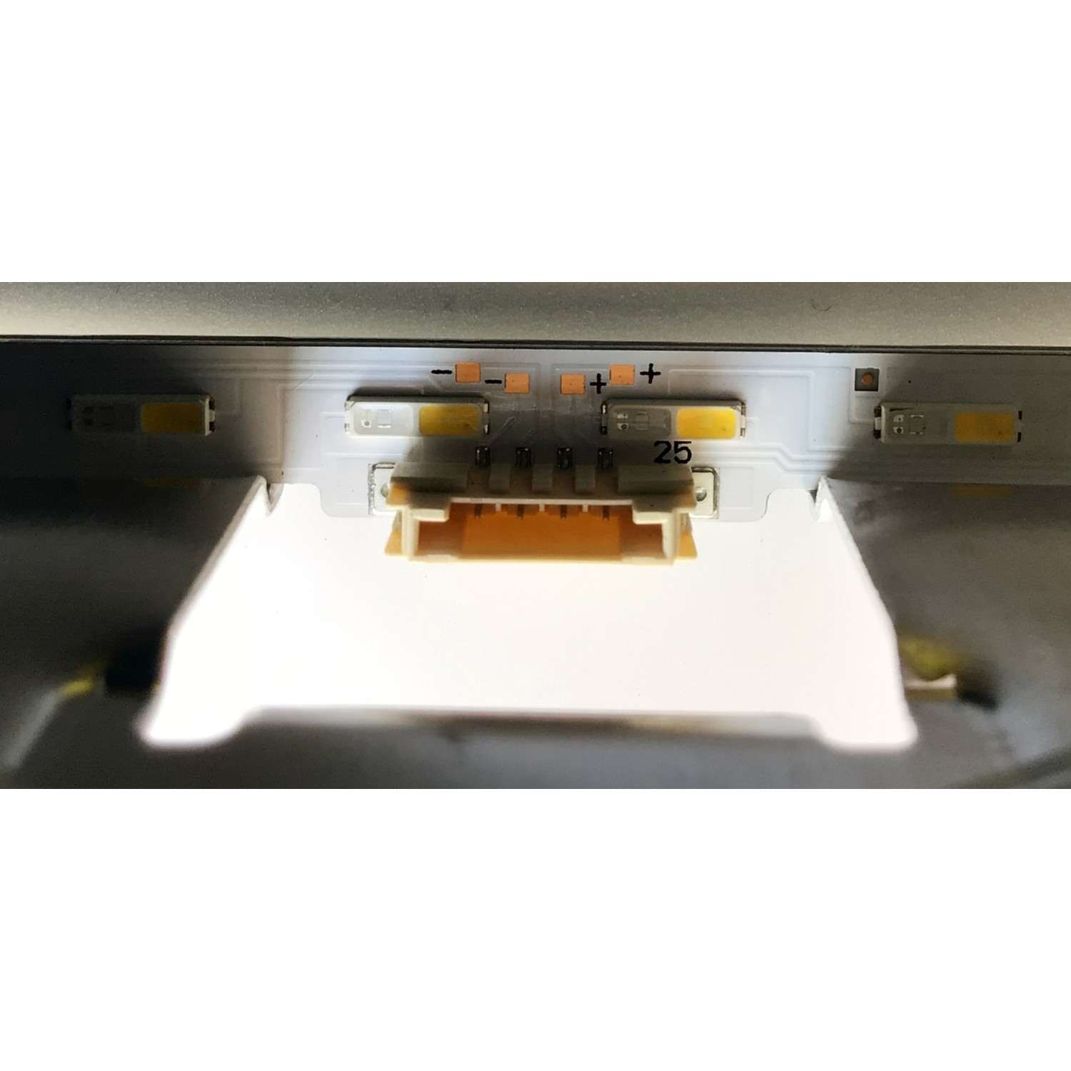 LED PARA TV SAMSUNG (1 PIEZA) / NUMERO DE PARTE BN96-50383A / 50383A / Q60/70T_STC550F64_7020_2IN1_BLUE / 48LED_REV2.0_200302 / BN61-15485A / PANEL'S CY-RT055HG / MODELOS QN55Q6DTAFXZA / QN55Q60 / QN55Q6DTAFXZA CD02 / ((MEDIDAS 1.21M X 12CM)) - Imagen 5