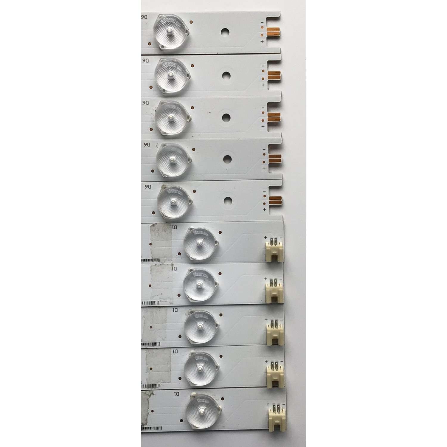 KIT DE LED'S PARA TV VIZIO (10 PIEZAS) / NUMERO DE PARTE IC-D-HWX43D496 / IC-D-HWX43D496L / IC-D-HWX43D496R / 056.38005.0531 / PANEL T430HVN01.0 / MODELO D43-D2 - Imagen 3