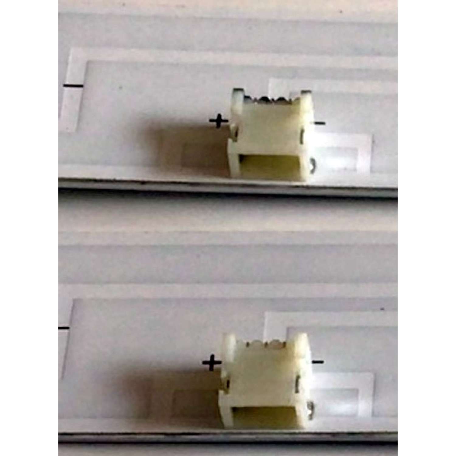 KIT DE LED'S PARA TV HISENSE (2 PIEZAS) / NUMERO DE PARTE LB32128 / LB32128 V0 / JHD315V1H01-TXL1+2019071601 / 1215684 / PANEL JHD315V1H01 / MODELOS 32H4030F1 / 32H4F - Imagen 4