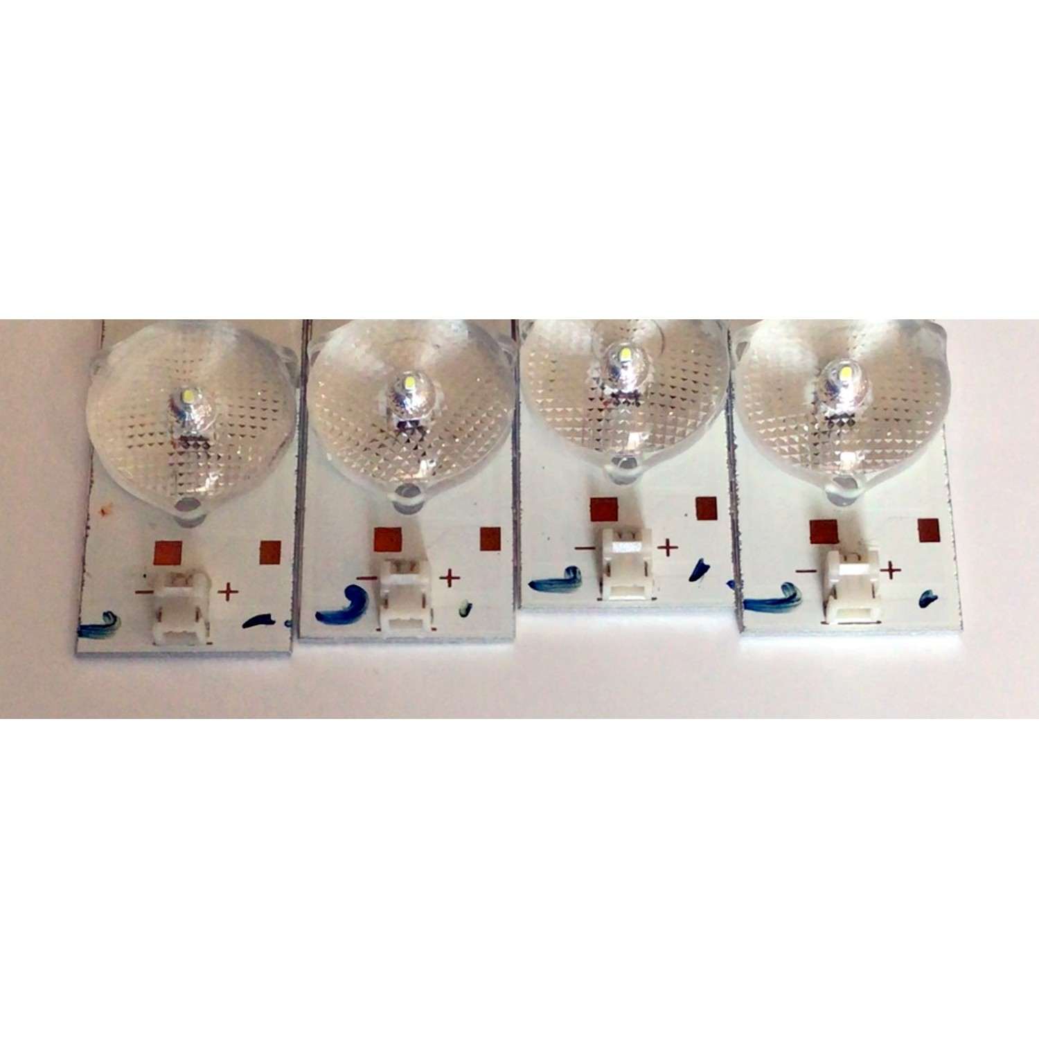 KIT DE LED'S PARA TV SCEPTRE (4 PIEZAS) / NUMERO DE PARTE 3BL-T8454102-12 / 2301043K700010 / JS-MY24FKKD-0013 / PANEL LC430EGY(SH)(M1) / MODELOS U43 / U43 LMIV58AA - Imagen 4