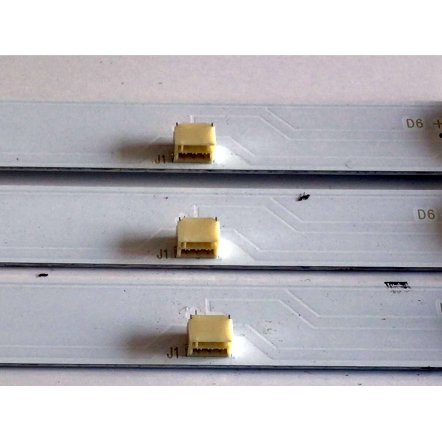 KIT DE LED'S PARA TV INSIGNIA (3 PIEZAS) / NUMERO DE PARTE LB4310F / LB4310F V0_03 / 81075 / E349376 HY-AI / MODELO NS-43D510NA21 - Imagen 4