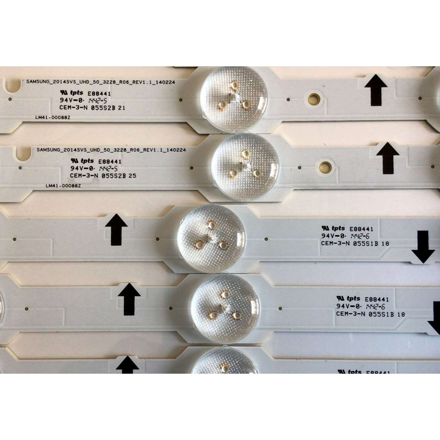 KIT DE LEDS ORIGINAL PARA TV SAMSUNG 12 PIEZAS / NUMERO DE PARTE BN96-32178A / BN96- 32179A / 32178A / 32179A / SAMSUNG_2014SVS_UHD_50_3228_L08_REV1.1 / R06_REV1.1 / LM41-00088Z / LM41-00088Y / PANEL CY-GH050HGNV9H / MODELO UN50HU6950FXZA / UN50HU6900FXZA - Imagen 2