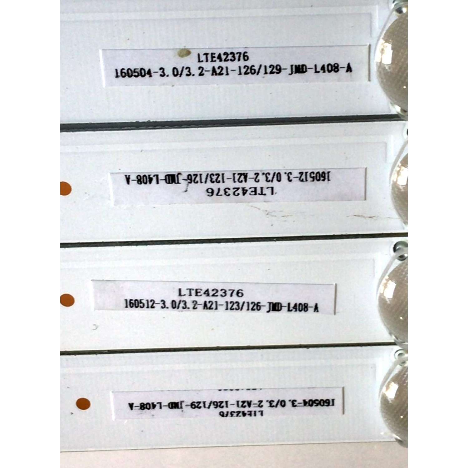 KIT DE LED'S PARA TV SEIKI (4 PIEZAS) / NUMERO DE PARTE ADS-DX416-410-01 / E177671B/PEC DGV0-3A / LTE42376 / PANEL D420D3-GTBA-COX / MODELO SE42FYP1T   - Imagen 3